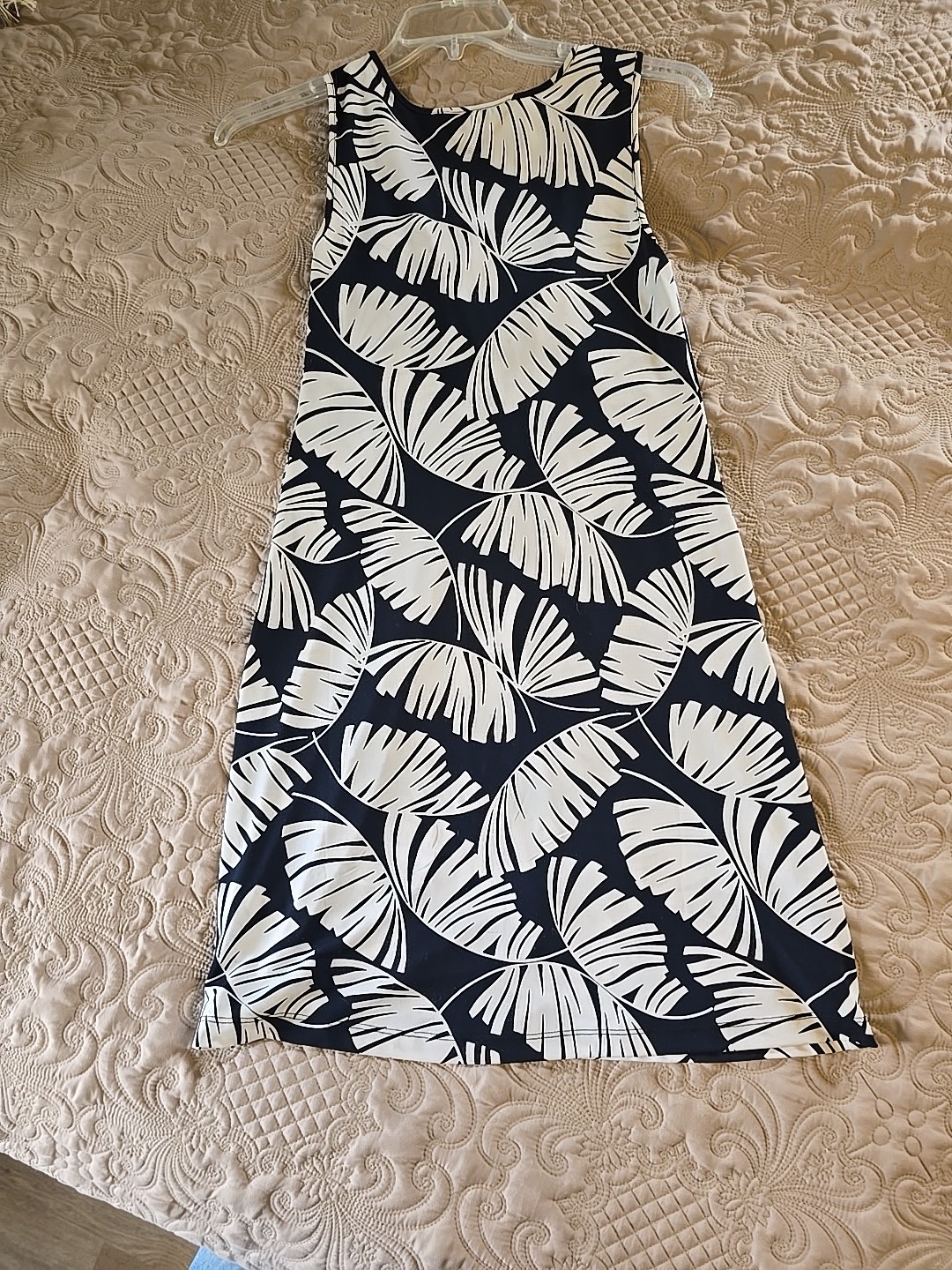 Tommy Bahama “S” Blue and White Leaf Pattern Sleevless Summer Dress