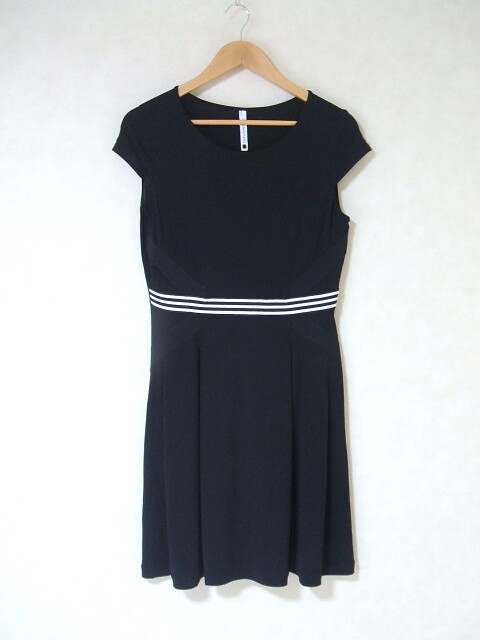 PIANURA STUDIO Senso Unico Short Sleeve Stretch one piece black 2-0419S△