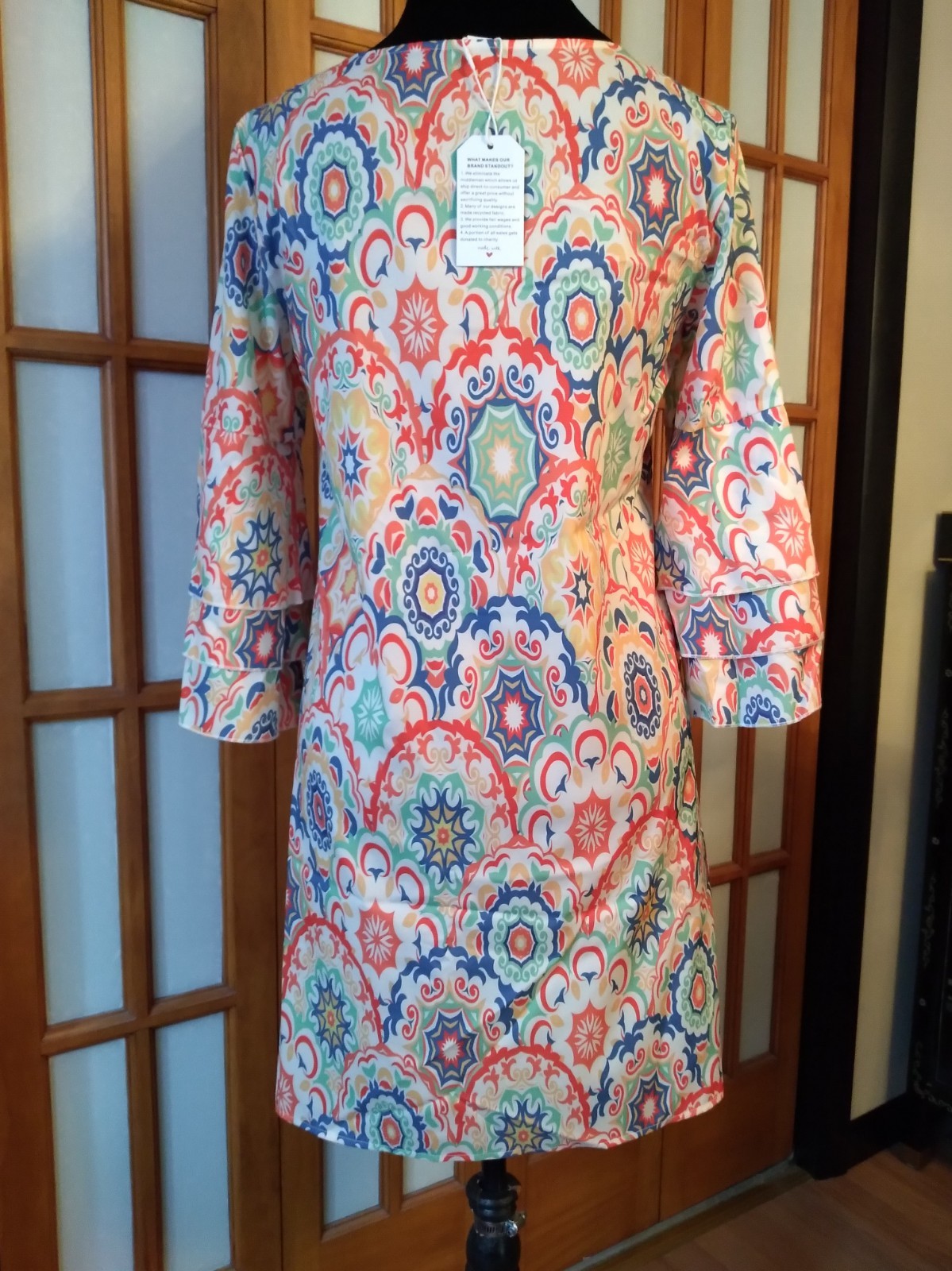 Women’s Floral Shift 3/4 Flutter Sleeve V-Neck Lightweight Boho Dress Size S NWT
