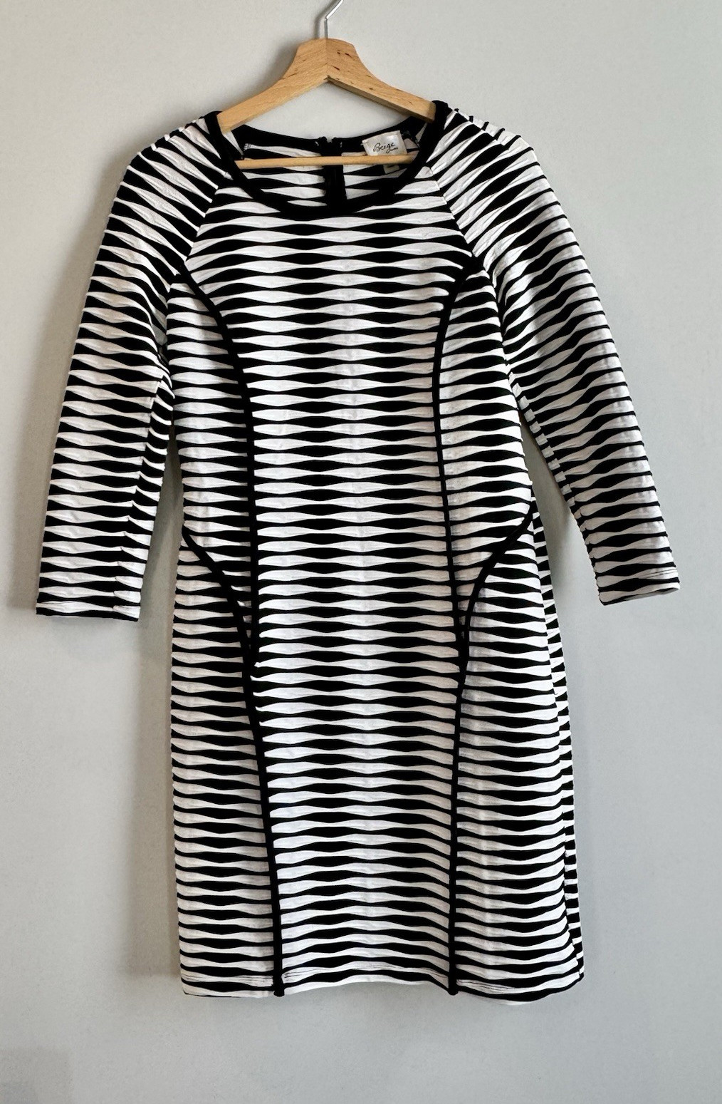 Beige by eci Women’s Black White Striped Scoop Neck Sheath Dress 3/4 8