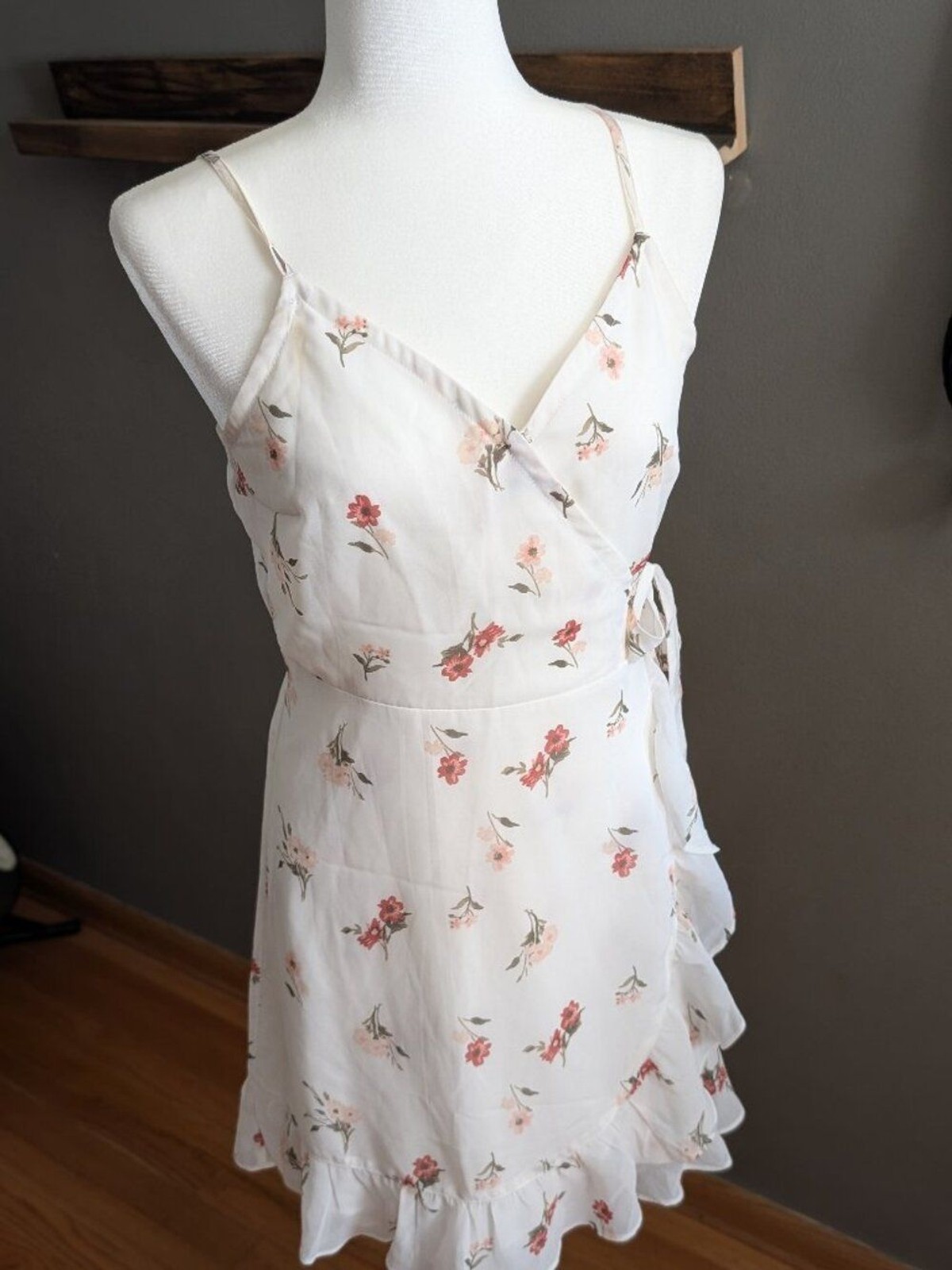 Hollister Coquette Feminine Floral Faux Wrap Mini Dress White Small