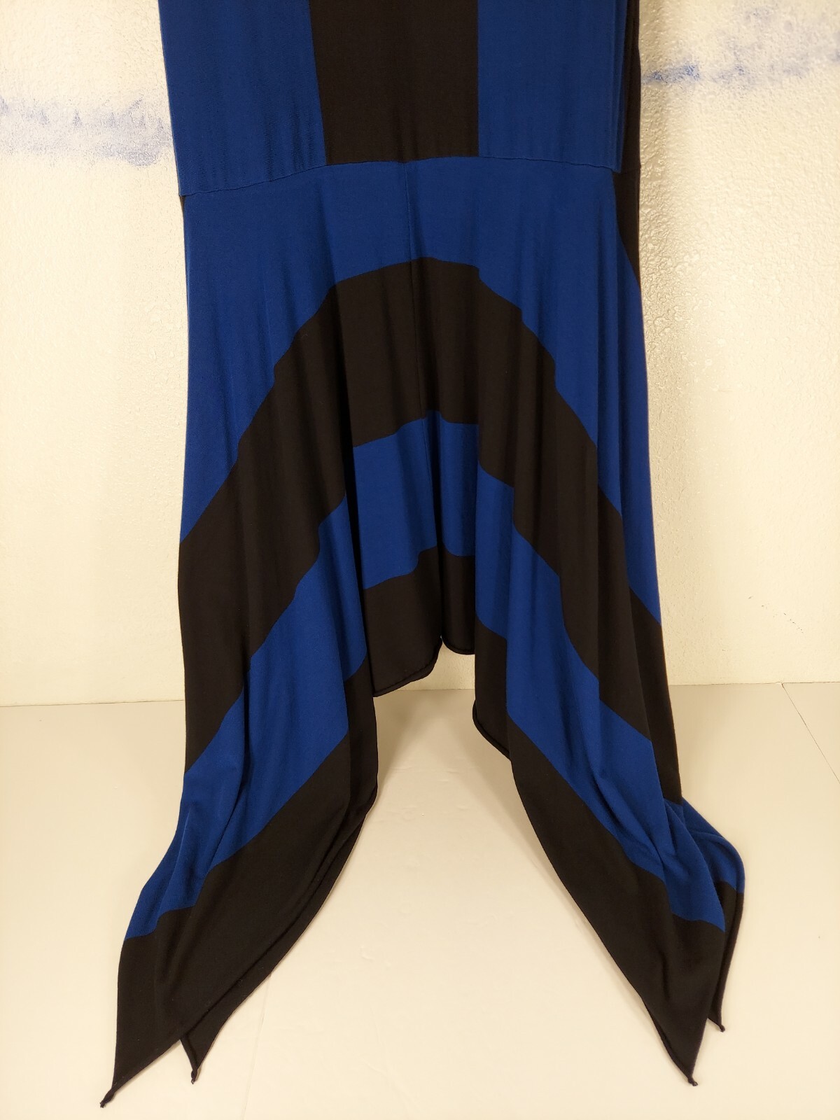 $148 DEREK LAM 10 C CROSBY ATHLETA WOMEN’S SIZE SMALL BLACK BLUE FLUID DRESS VGC