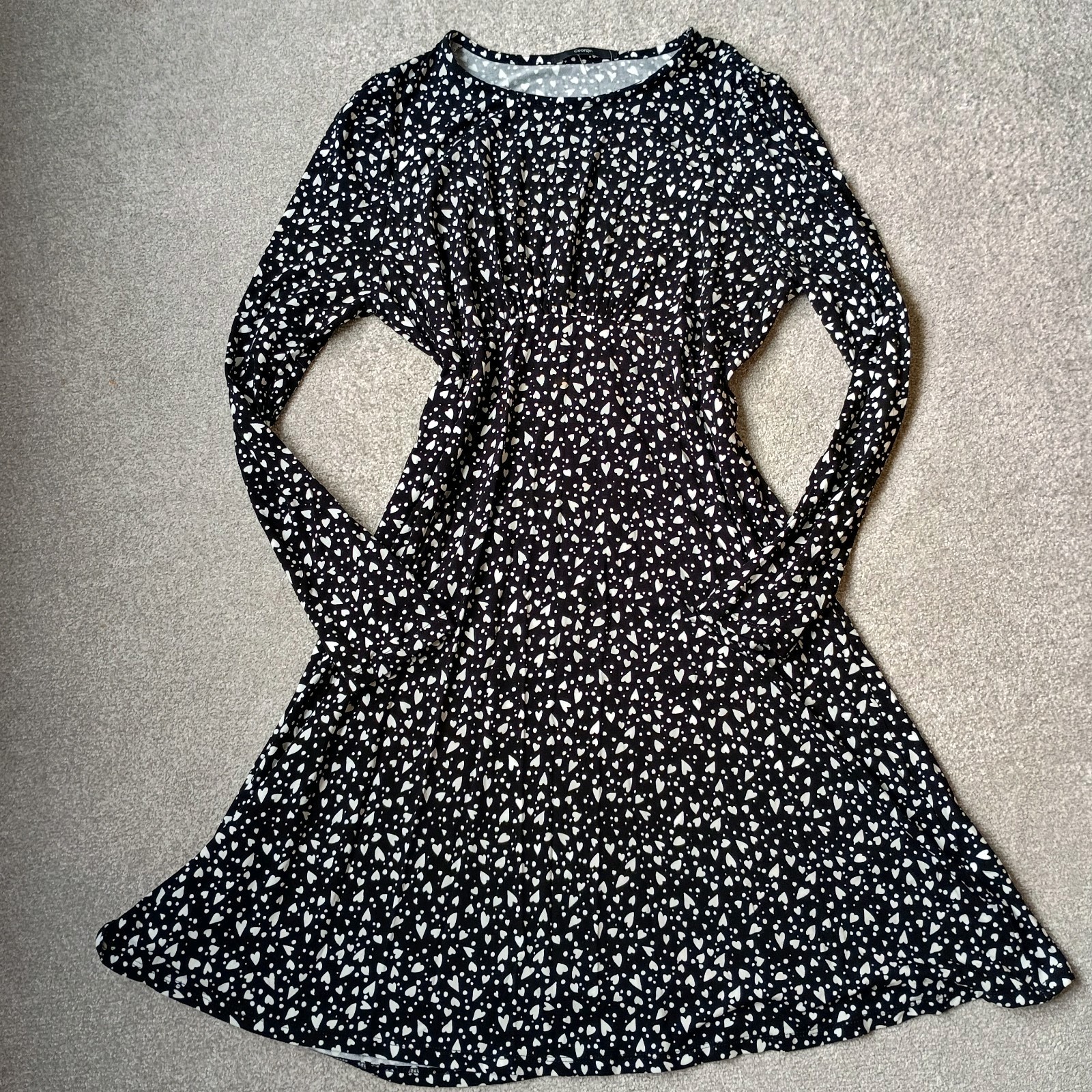 Long Black and White Heart Print Size 14 Dress by George Excellent Condition