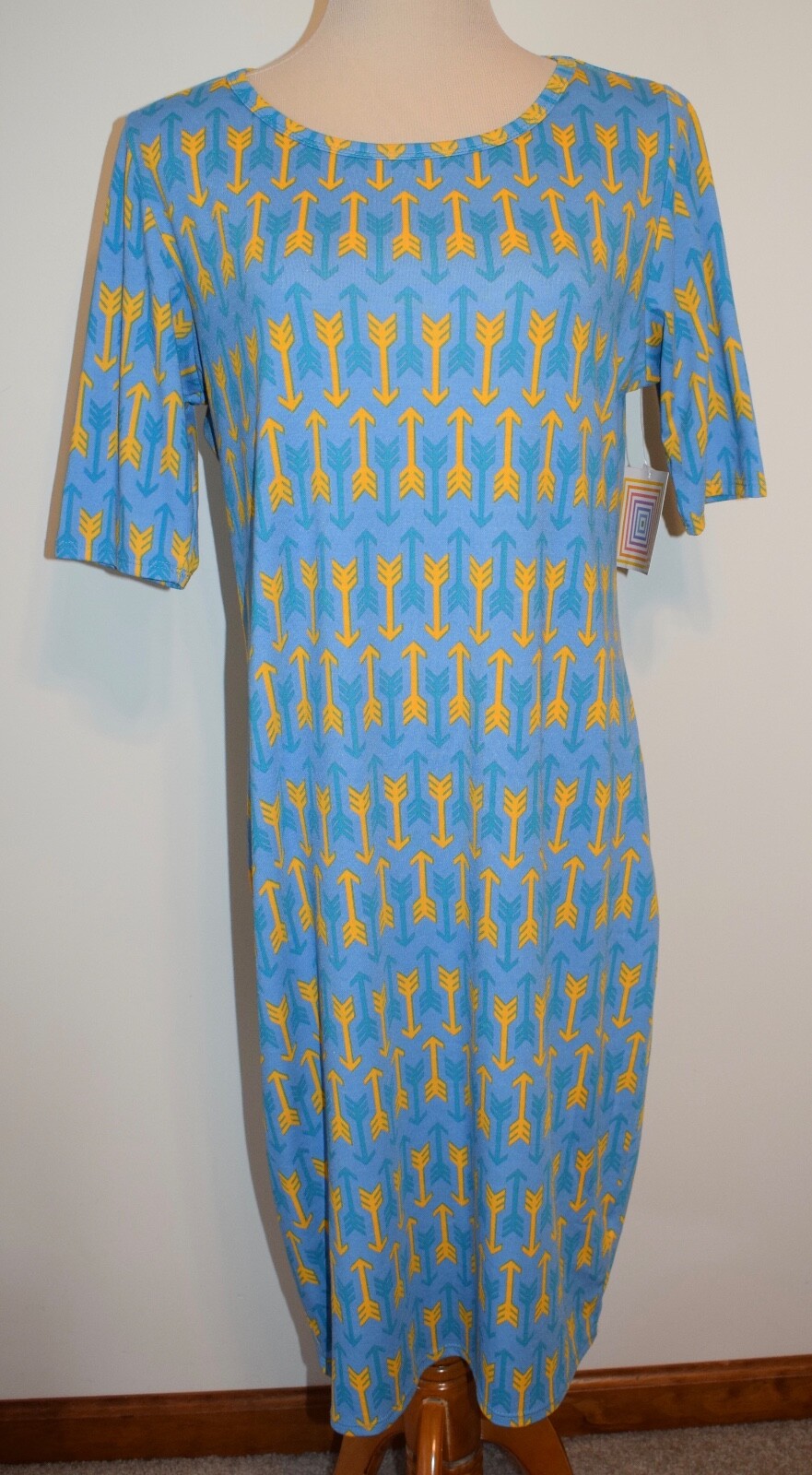New LuLaRoe Dress Julia Blue Yellow Teal Arrows Short Sleeve Stretch Knit XL