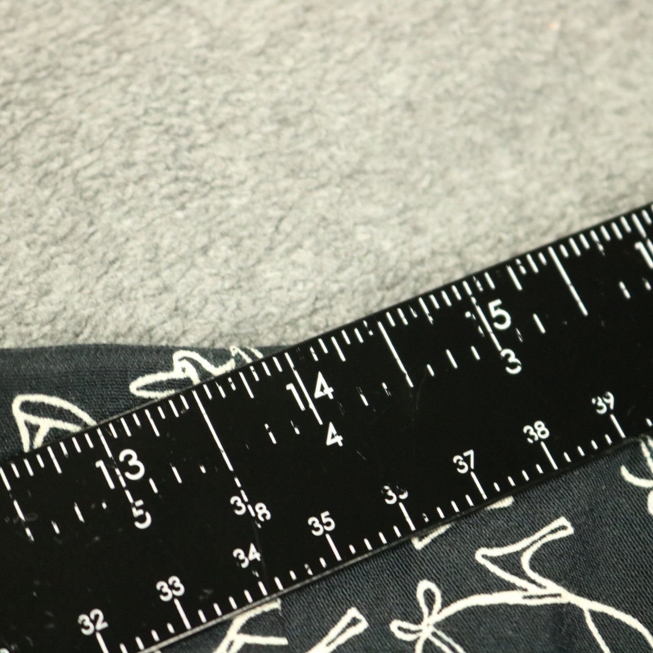 Liz Claiborne Shoes Print V-Neck Knee-Length Dress Short Sleeve Black & White 6