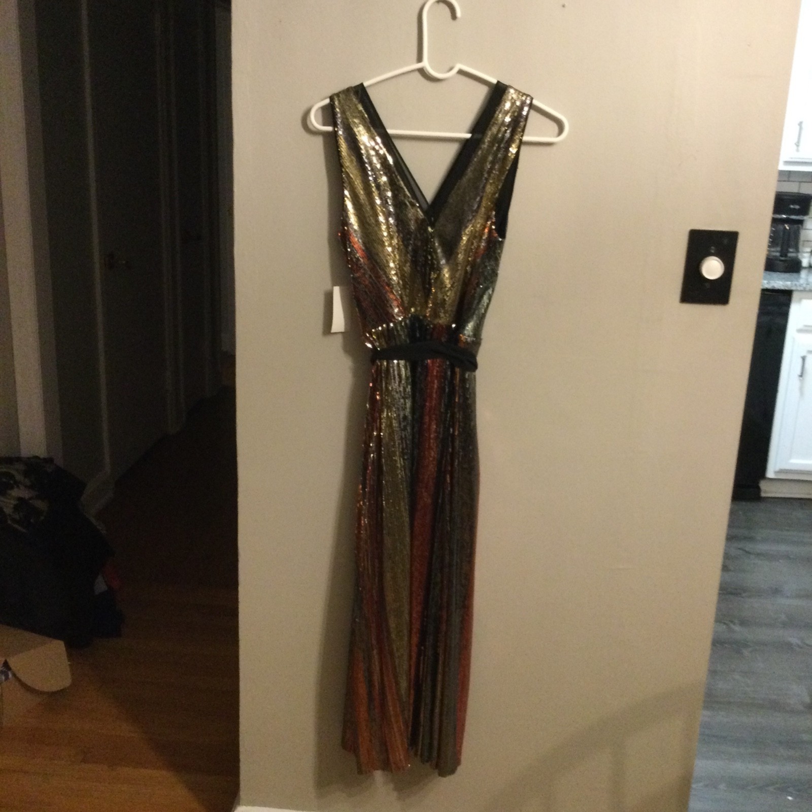 Julia Jordan Black/Gold/Red Sequin Sleeveless Dress with Black Sash, Size 4, NWT