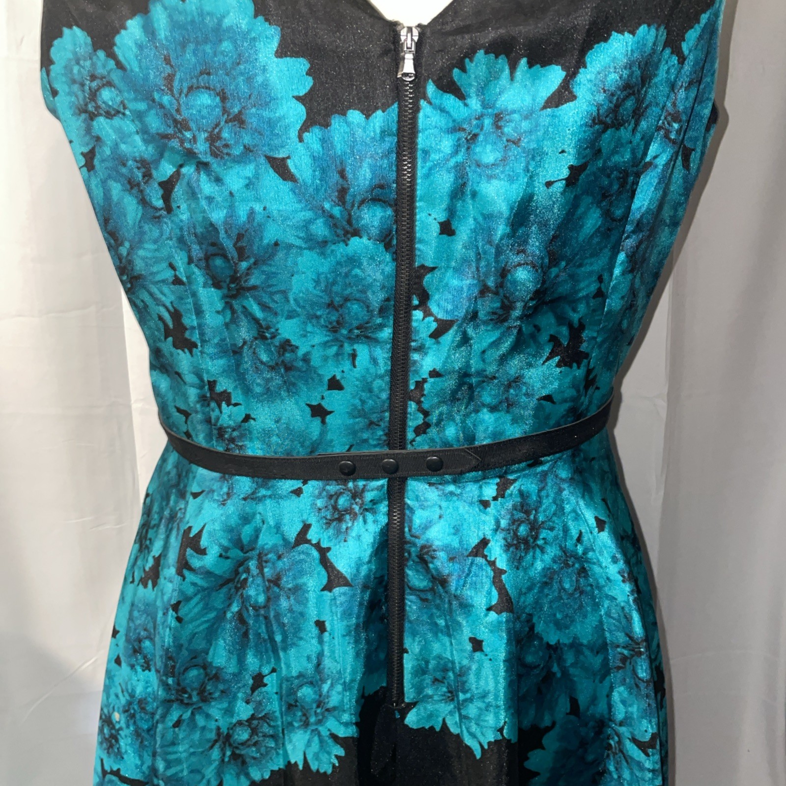 DB Established 1962 Black And Turquoise Flower Dress Size XL