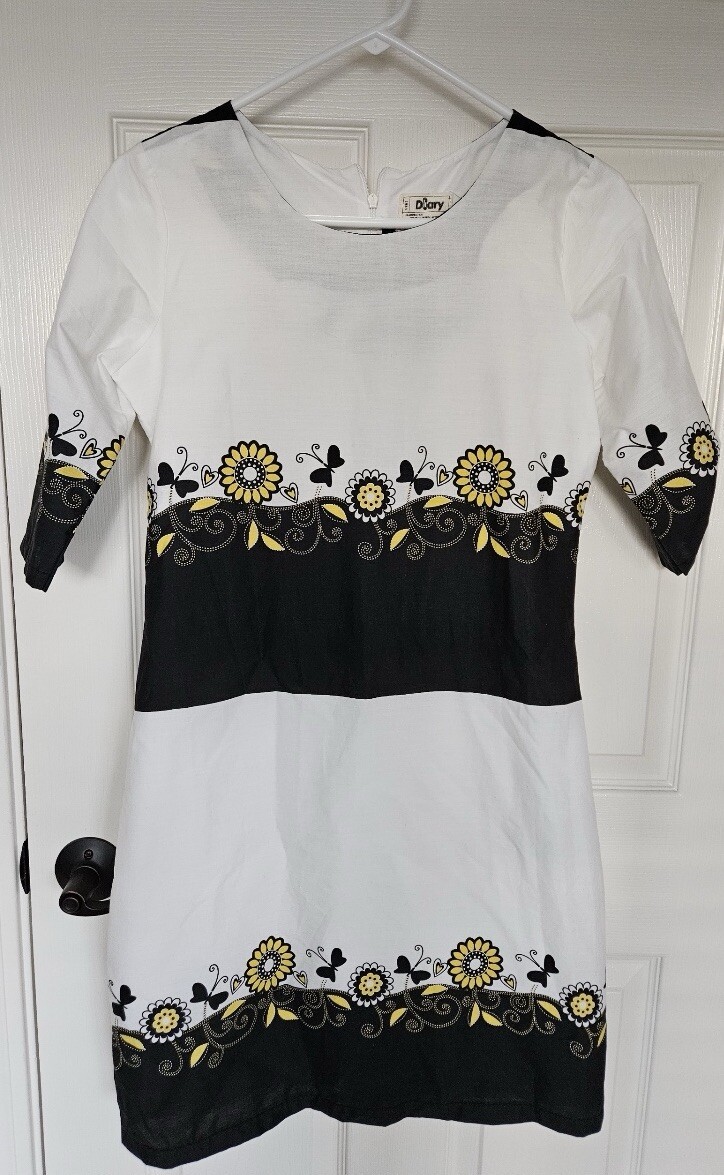 Diary Brand Women’s Butterfly and Flower Dress Medium Size White and Black