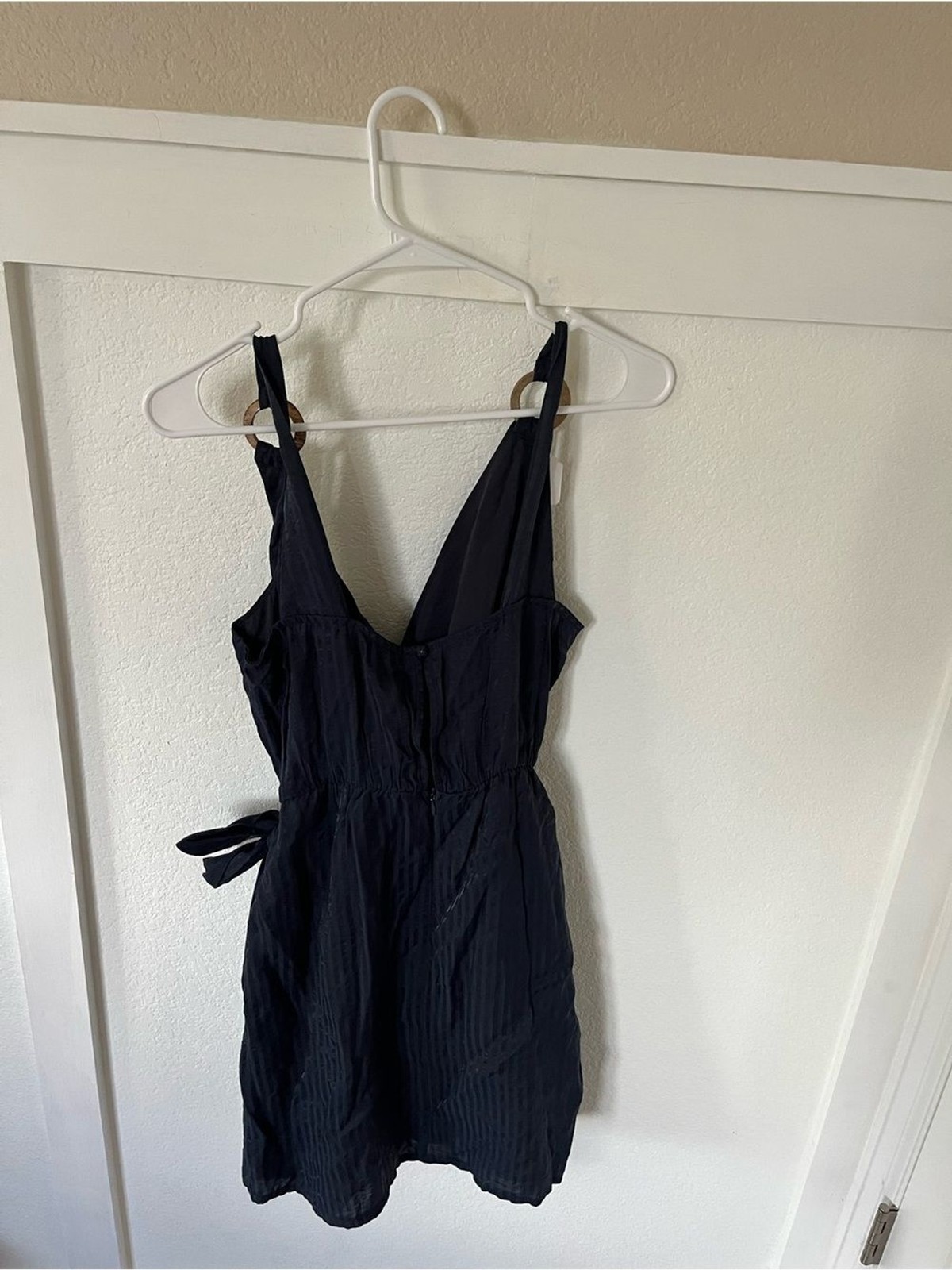 Saints + Secrets Women’s Large Navy Tie Dress NWT