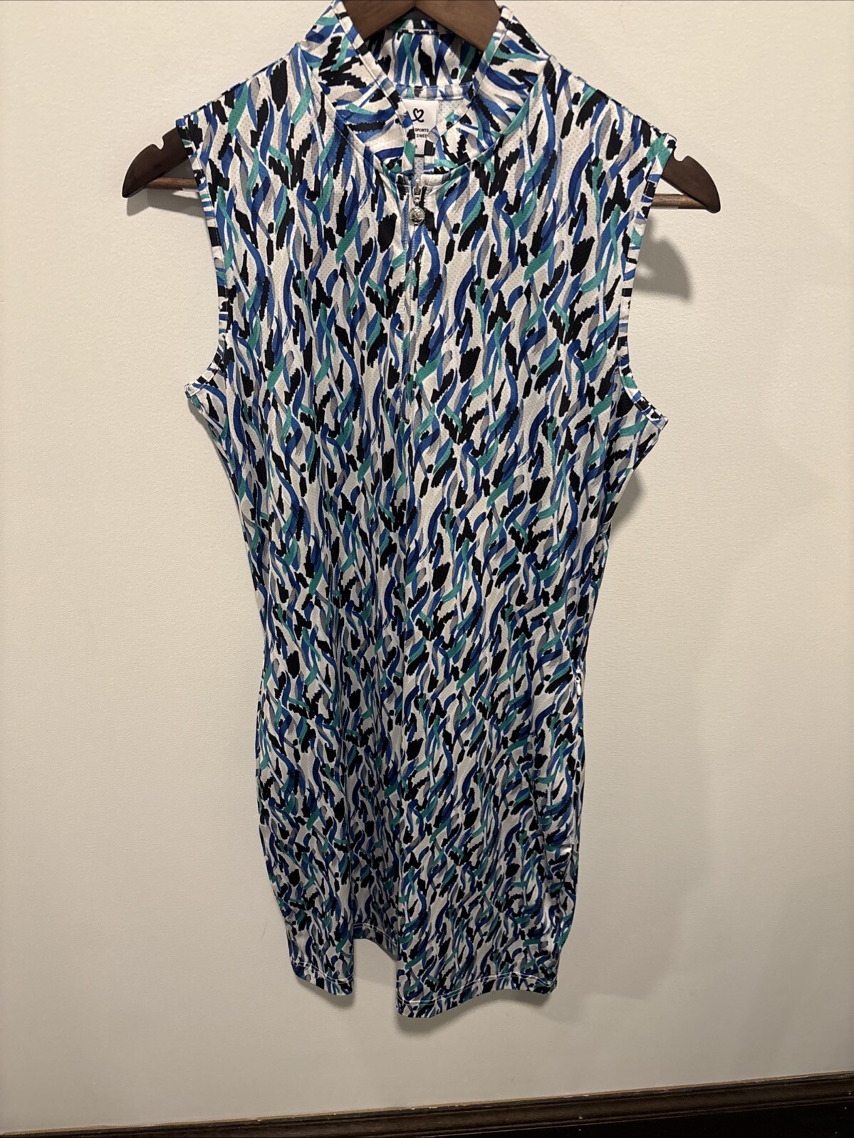 Daily Sports Quarter Zip Sleeveless Athletic Dress for Golf or Tennis Size M NWT