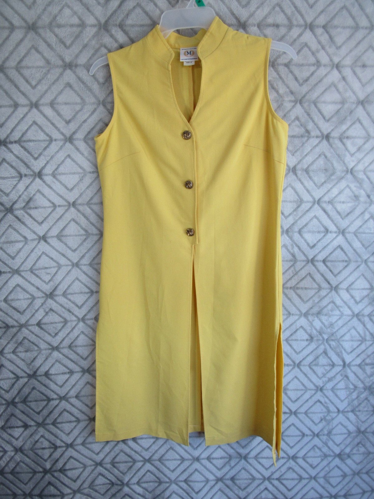 Morningside Dress Covering Size 10 Yellow Button Front Half Open Front Slits
