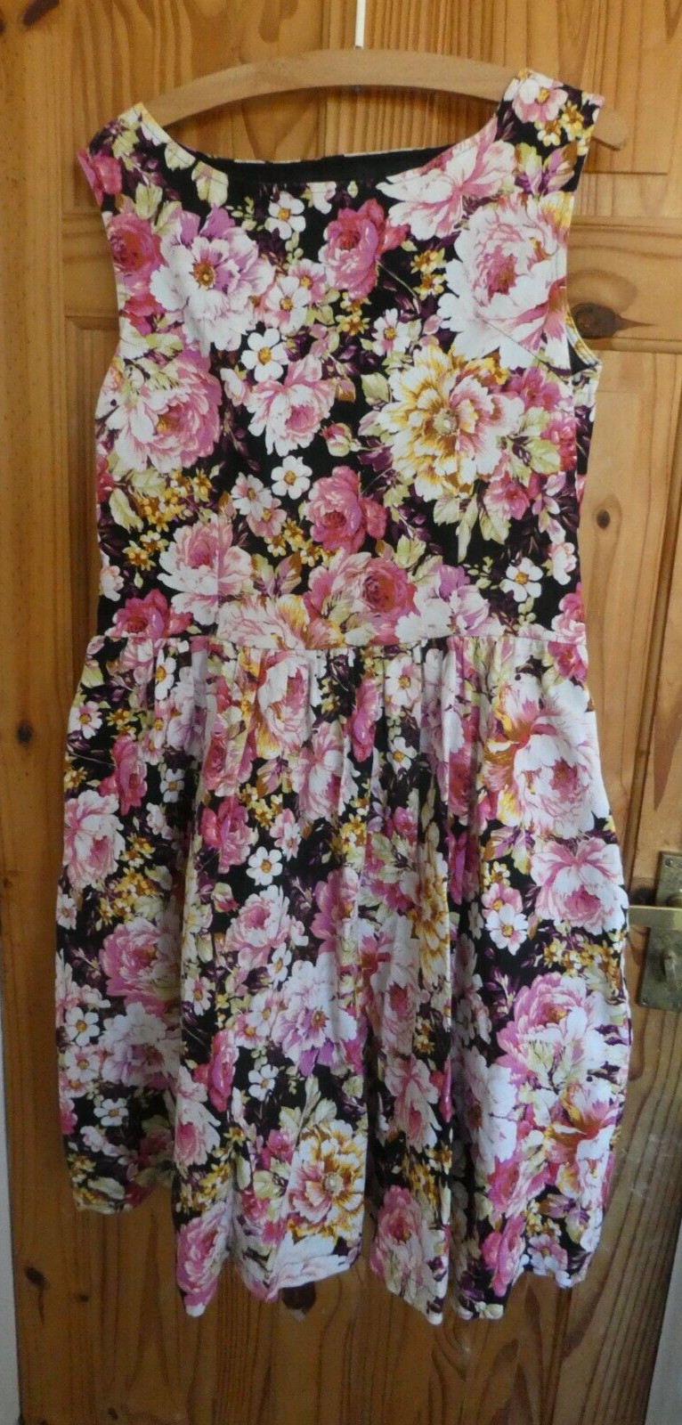 LINDY BOP BLACK WHITE PINK floral MIDI DRESS – 12 CALF LENGTH ROCKABILLY