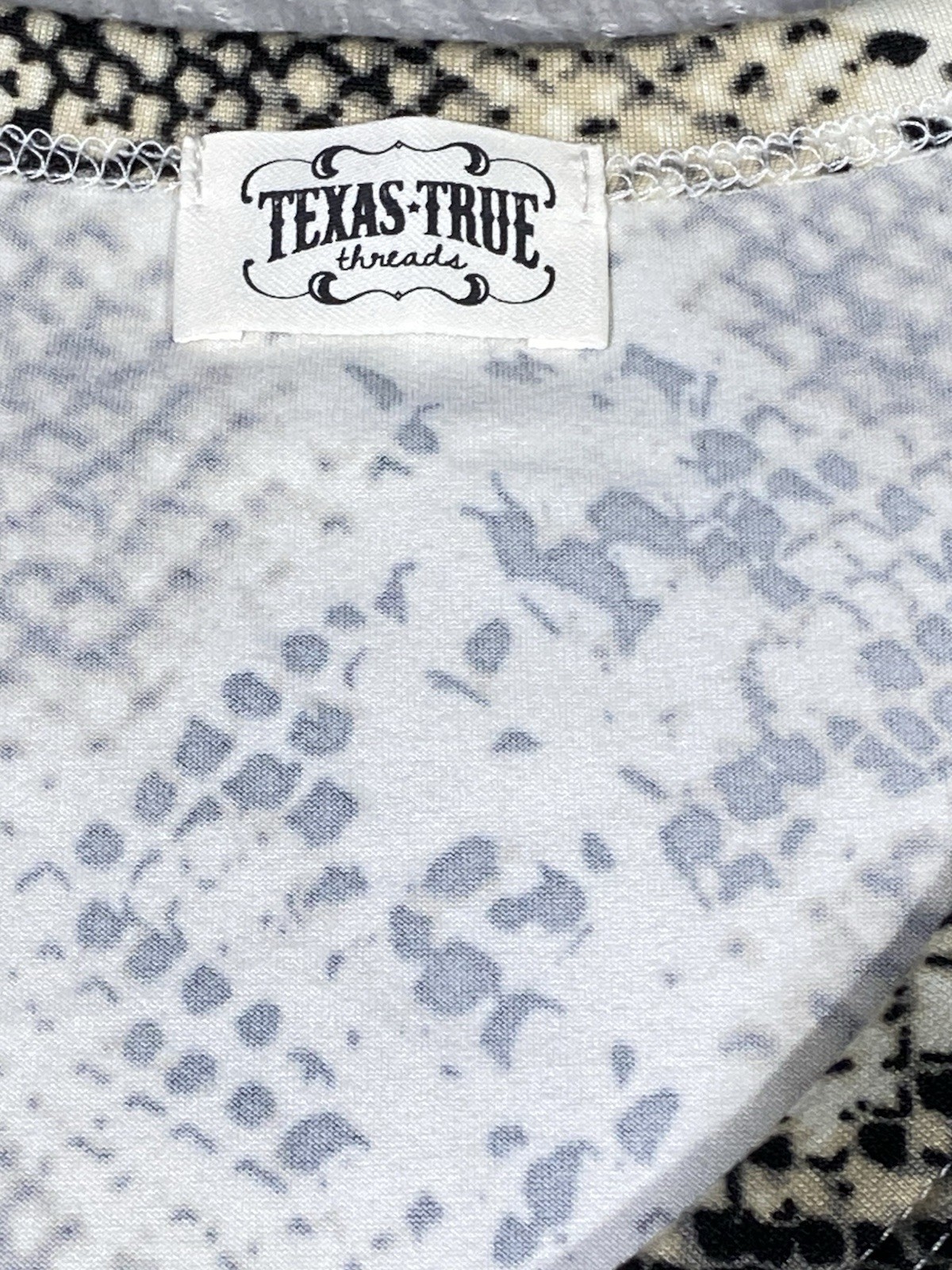 Texas True Threads Snake Print Dress Size Small Short Sleeve V-Neck Western