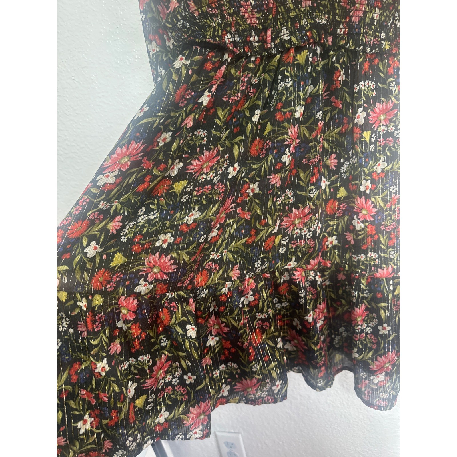Old Navy Floral Metallic Lurex Smocked Mini Dress Black Red Pink Gold Long Sleev
