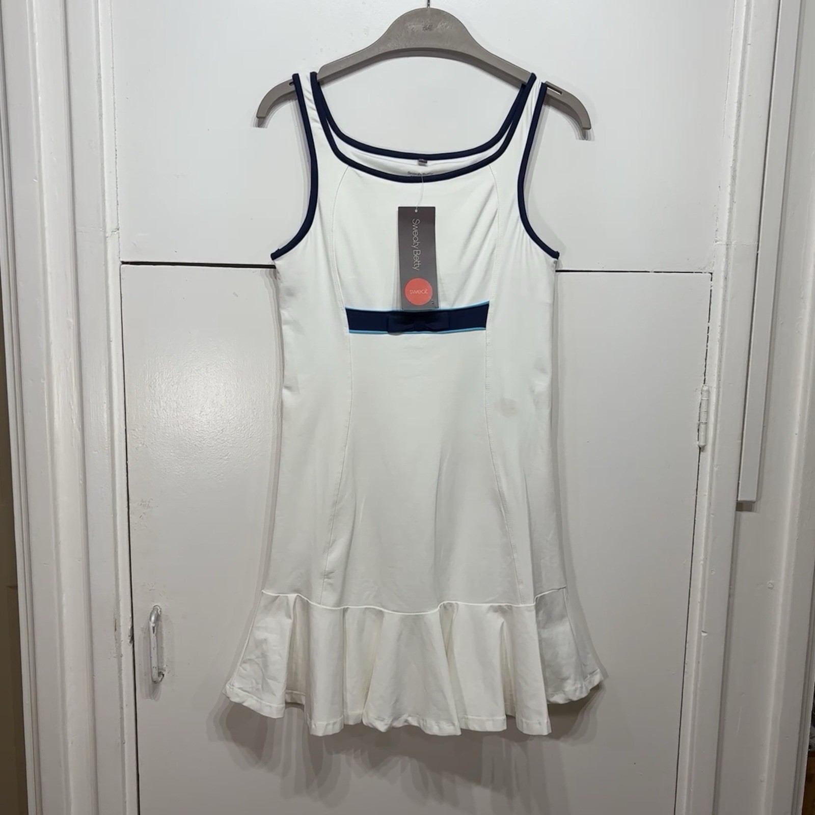 Sweaty Betty Tennis Match Dress White Sporty Flare Pleated Bow Stretch Size L