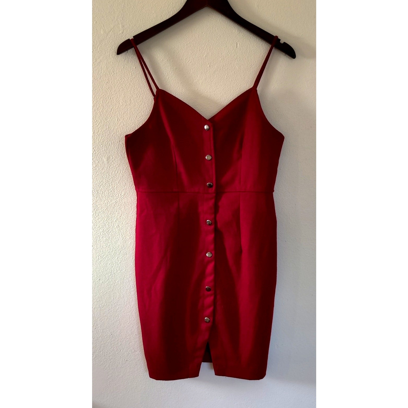 Gimmicks Buckle Dark Red Sleeveless Mini Dress Sz S Sweetheart Neck Snap Button