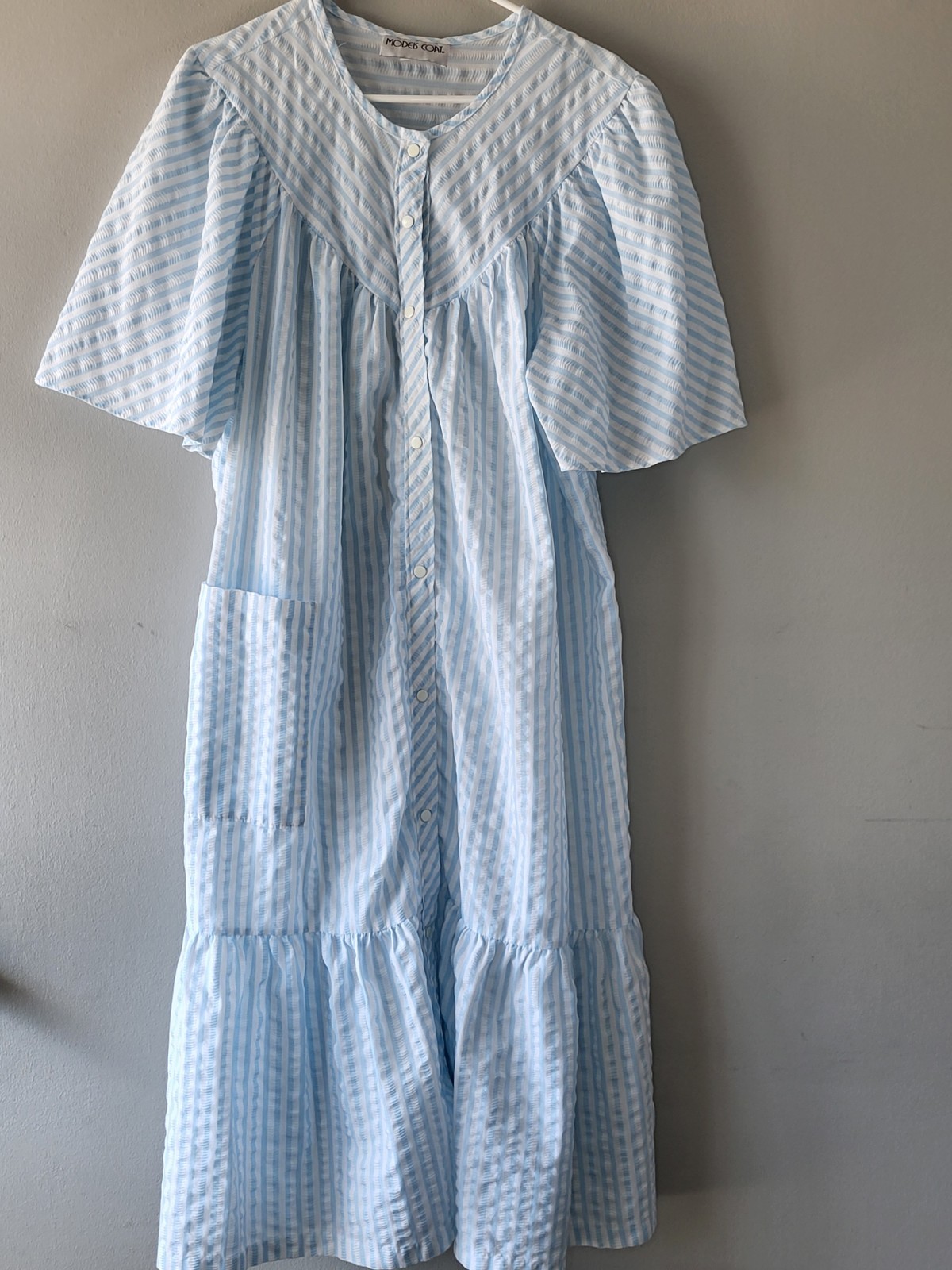 Vintage Models Coat Size 26/28 Snap Front House Dress Robe Blue & White Stripe