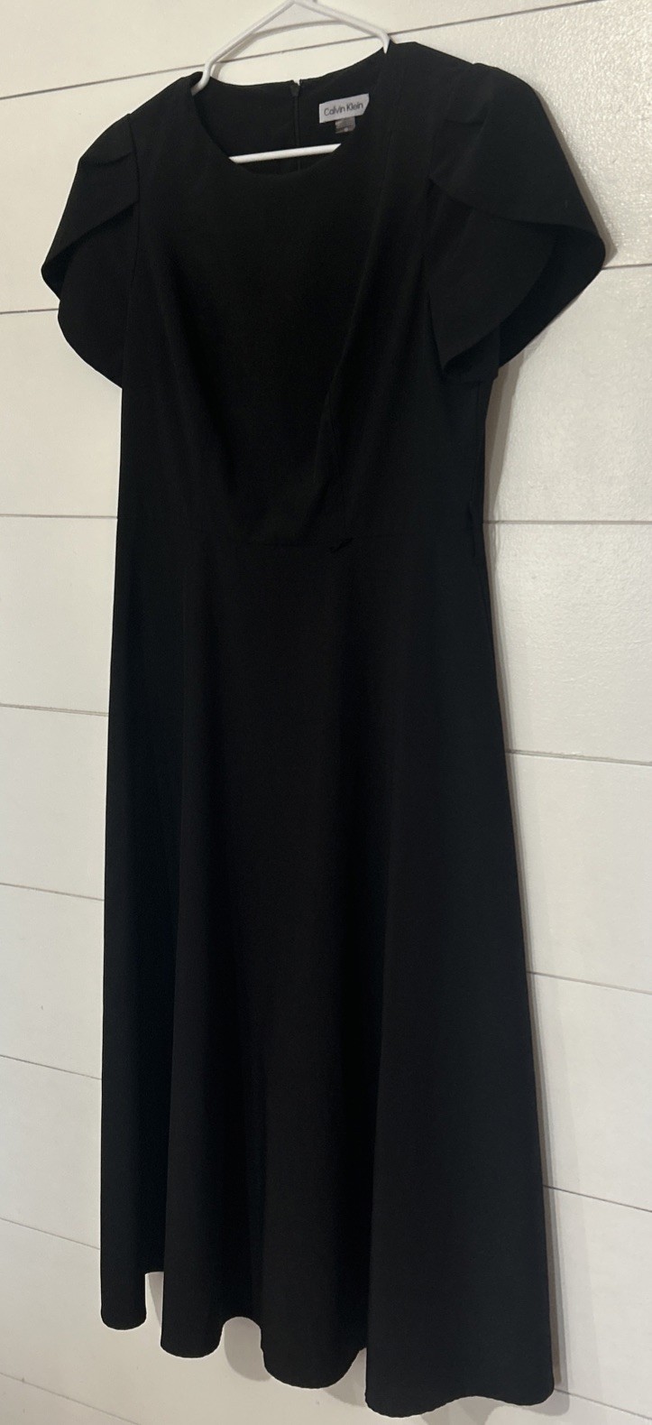 Calvin Klein Sheath Black Dress Unique Tulip Sleeve Size 10 Little Black Dress