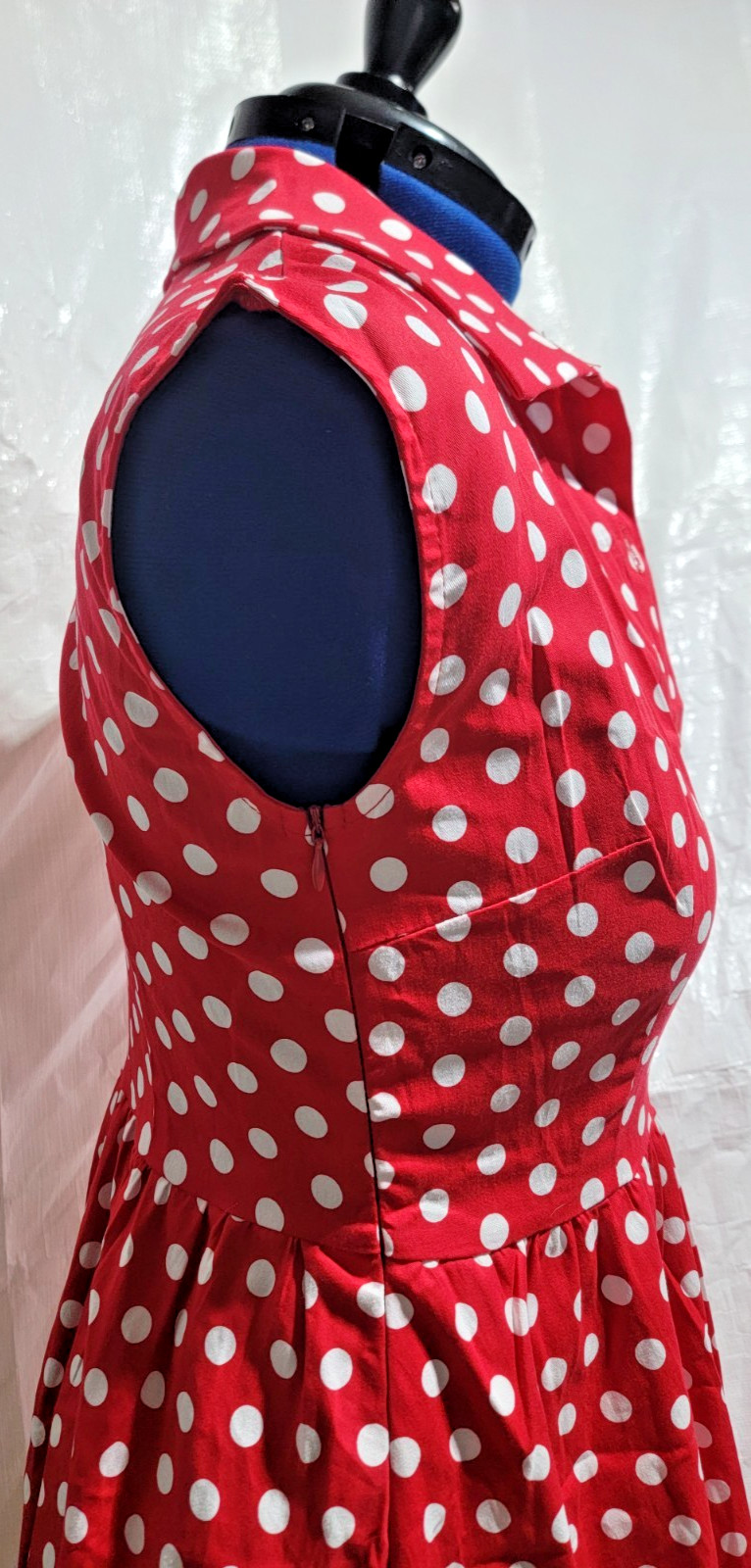 Red & White Polka Dot vintage looking, 1950s housewife wife style dress size XL