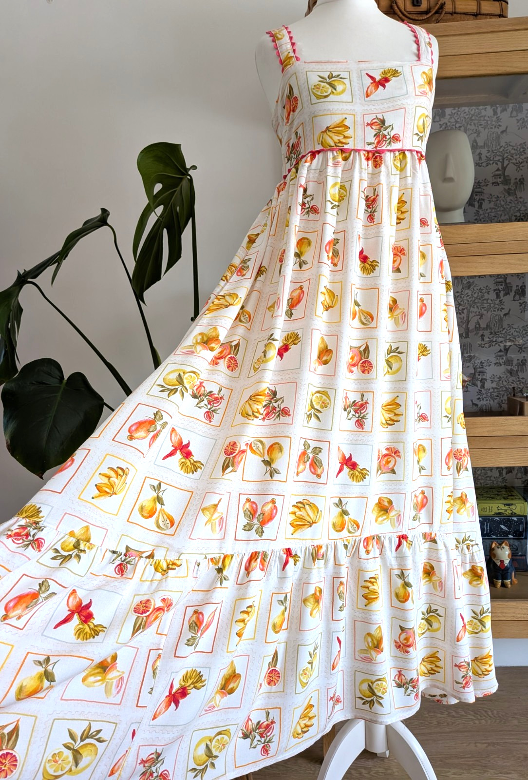 Vintage inspired 1970 look smocked pinafore dress Paper Hearts Australia size 8