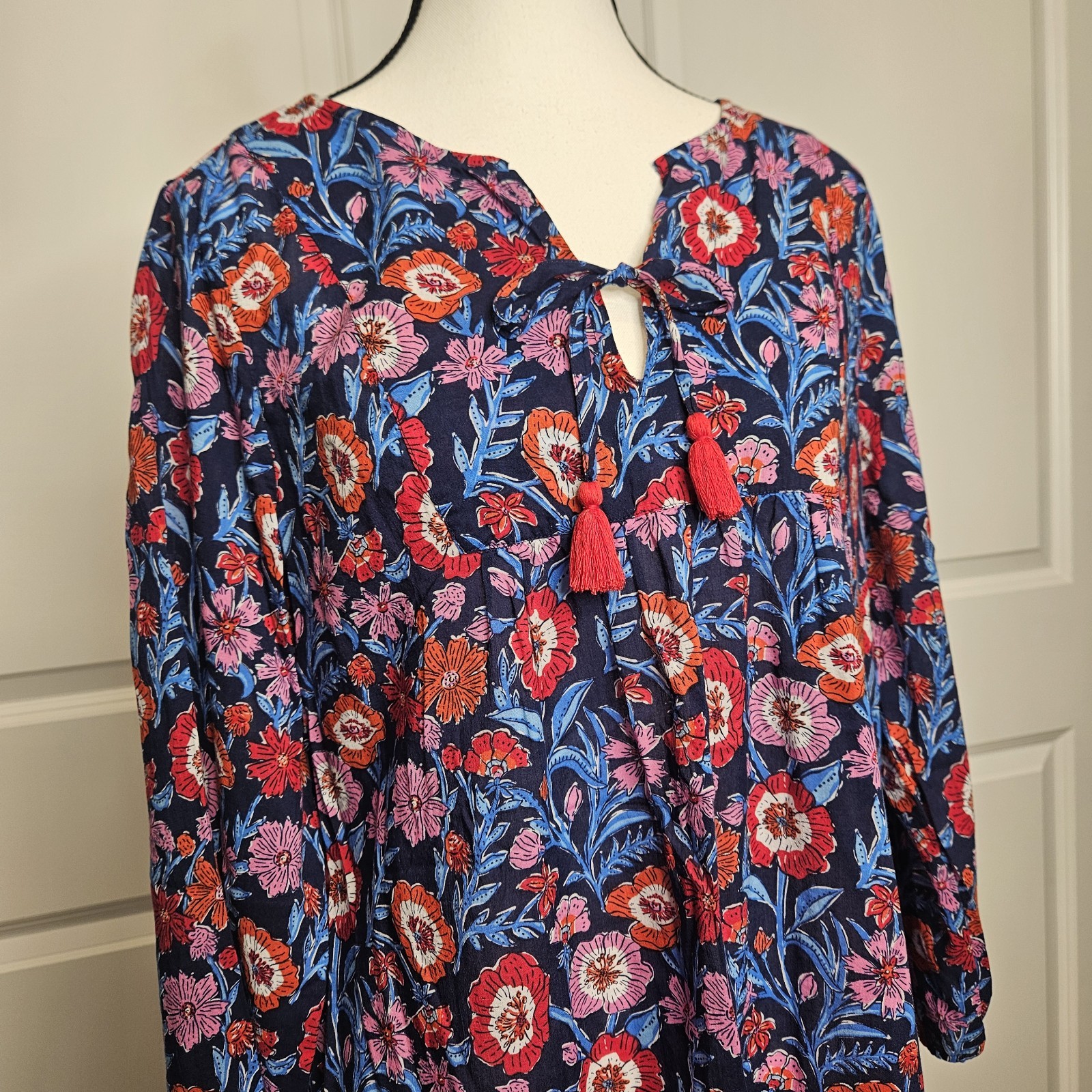 Vineyard Vines Tilsbury Tassel Bottom Dress Size XS Tunic Floral Summer Breezy