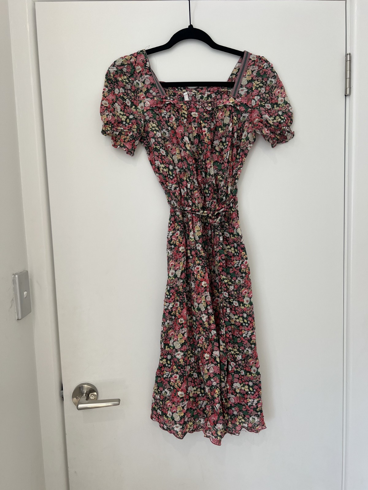 Cacharel Women’s Floral Short Puff Sleeve Square Neck Midi Dress Size 36