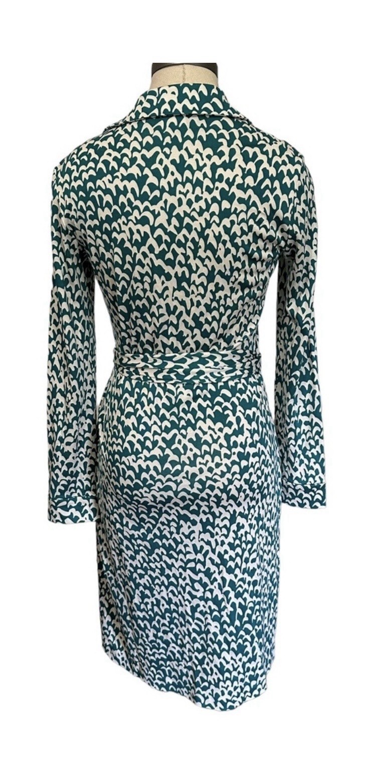 Diane von Furstenberg Wrap Around Multicolour Dress Size 12
