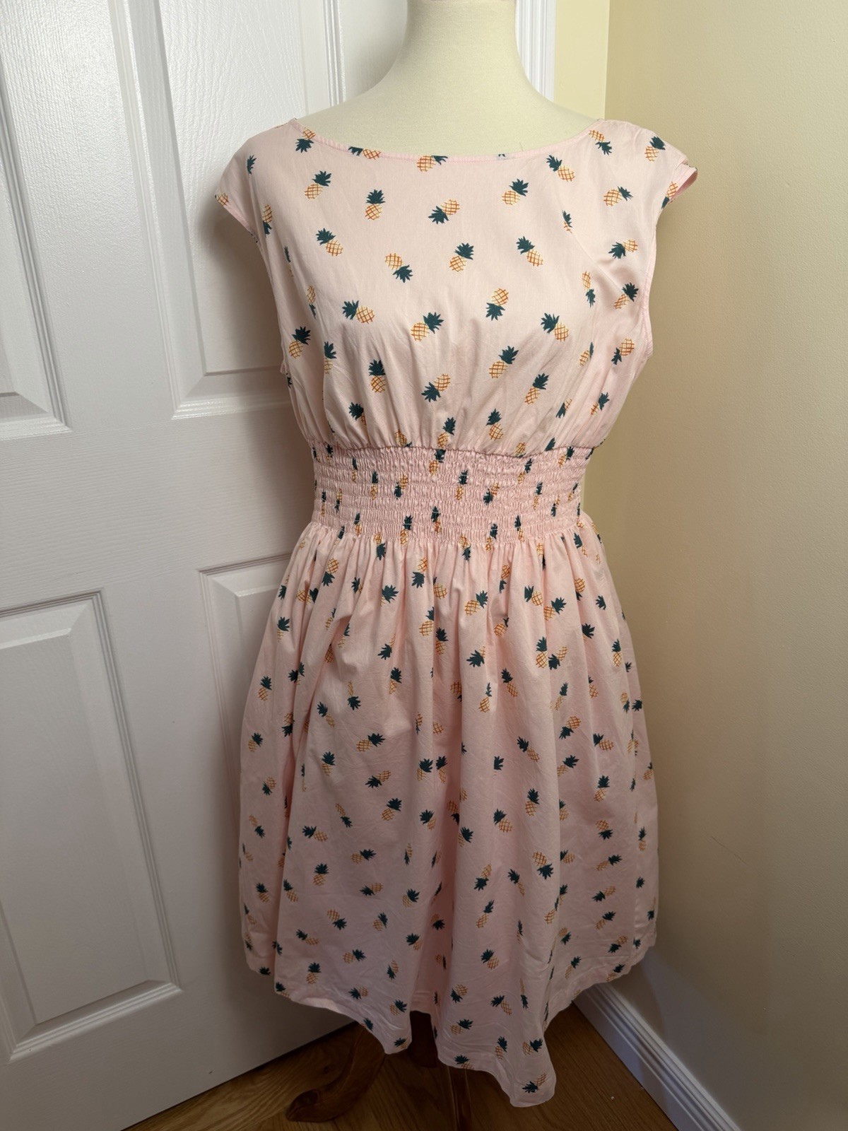 Kate Spade Women’s Sleeveless Blaire Pineapple Smocked Cotton Dress Size XL