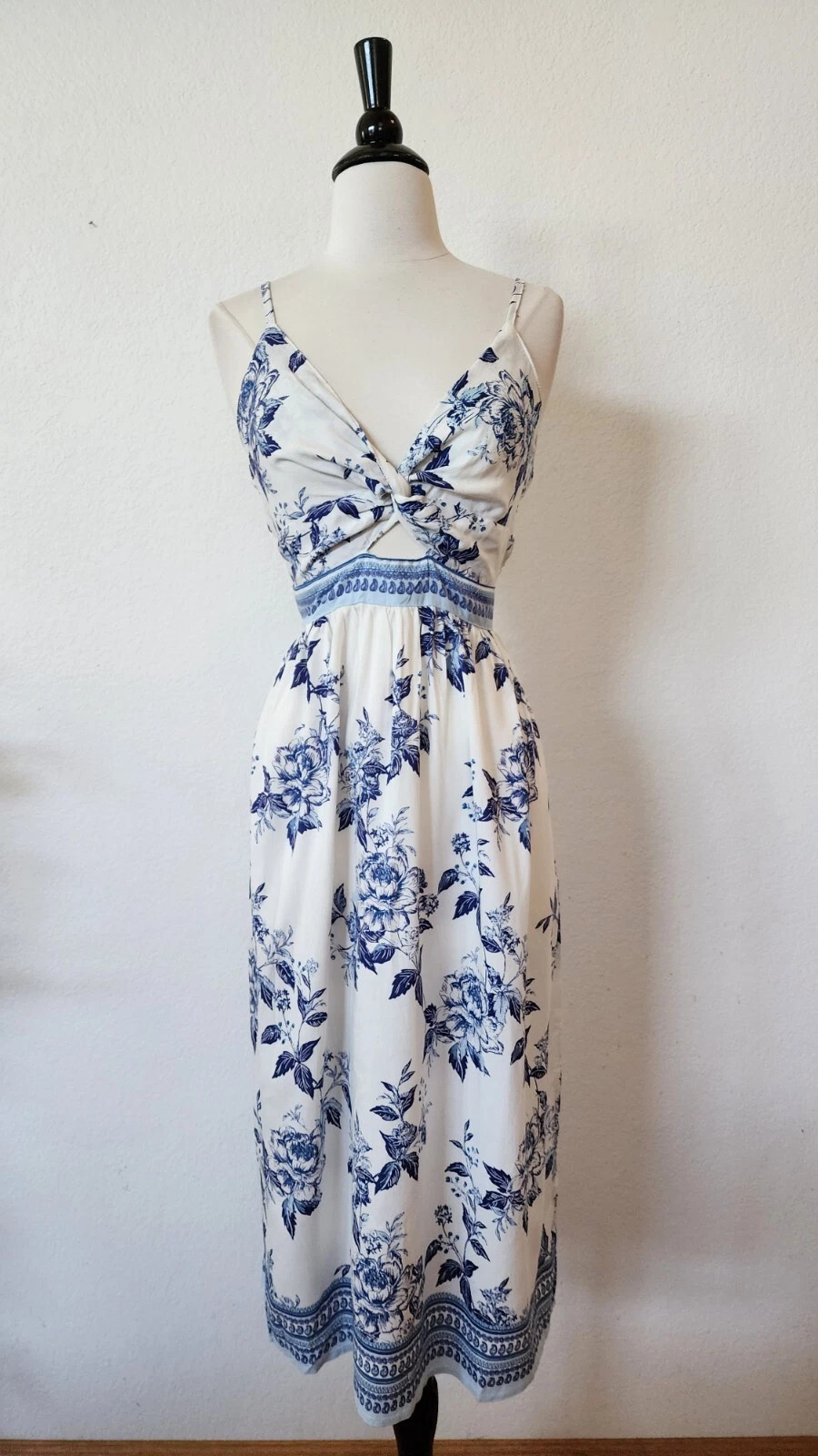 New Anthro Midi Dress Size Medium White Blue Floral Toile Coquette Boho
