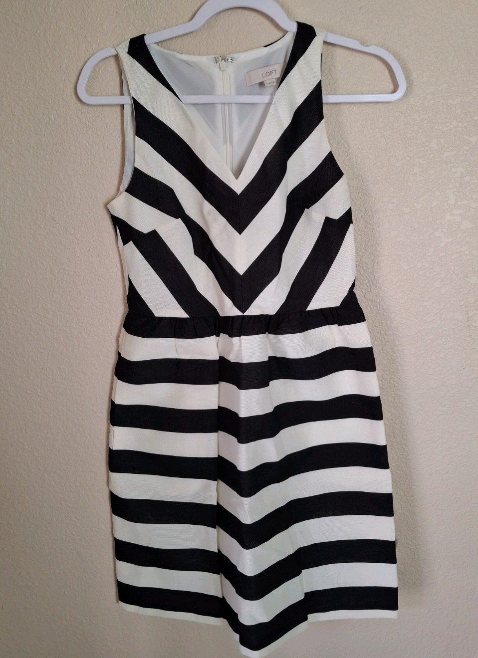 Ann Taylor loft Dress Sz 0 Striped Black White Goth Grunge classic Preppy