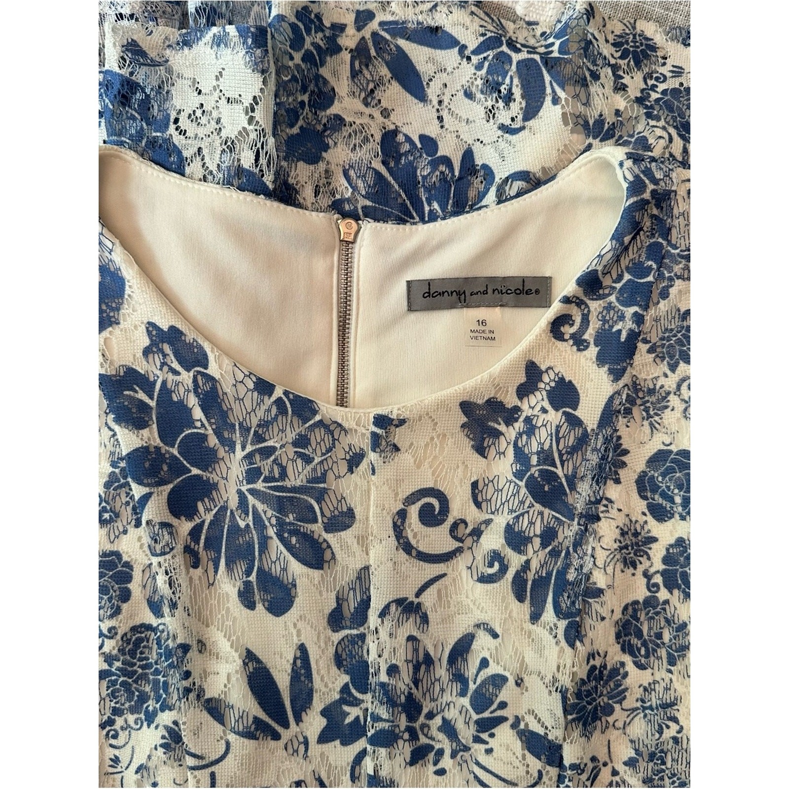 Danny & Nicole White and Blue Floral Midi Dress, size 16