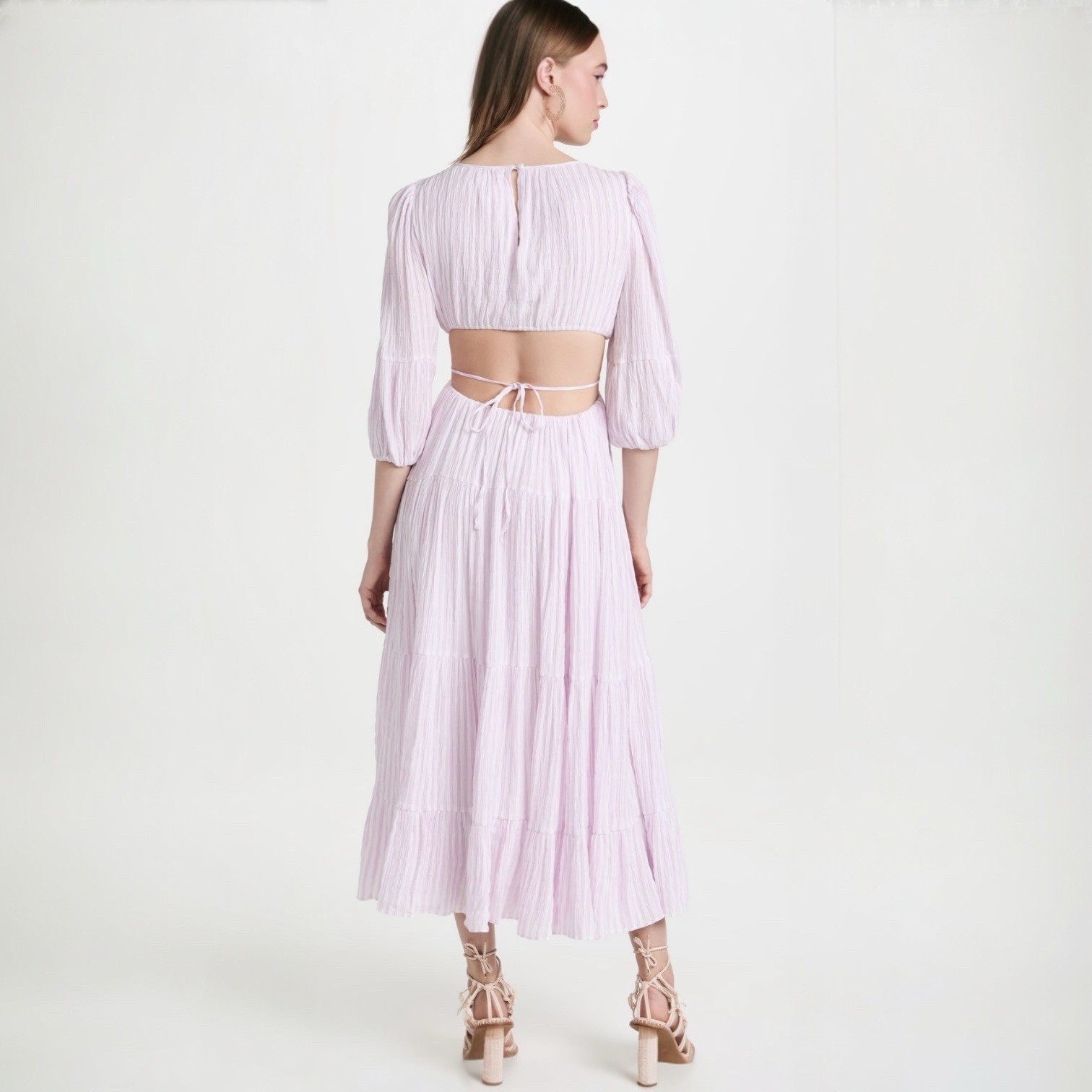 Cinq à Sept Seersucker Midi Dress Size 6 Lavender Ivory Smocked Elastic Waist