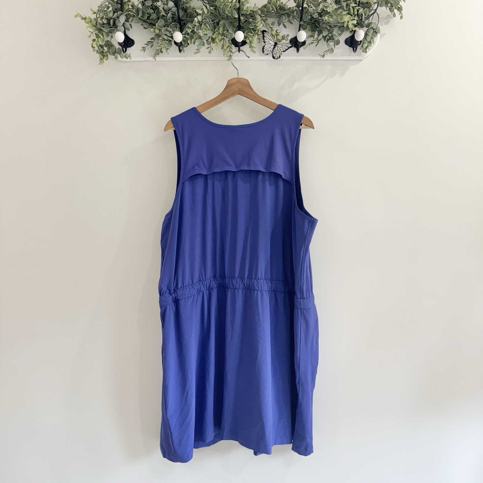 Athleta Plus Size Expedition Blue Athletic Dress Size 26 Z9037 built in shorts