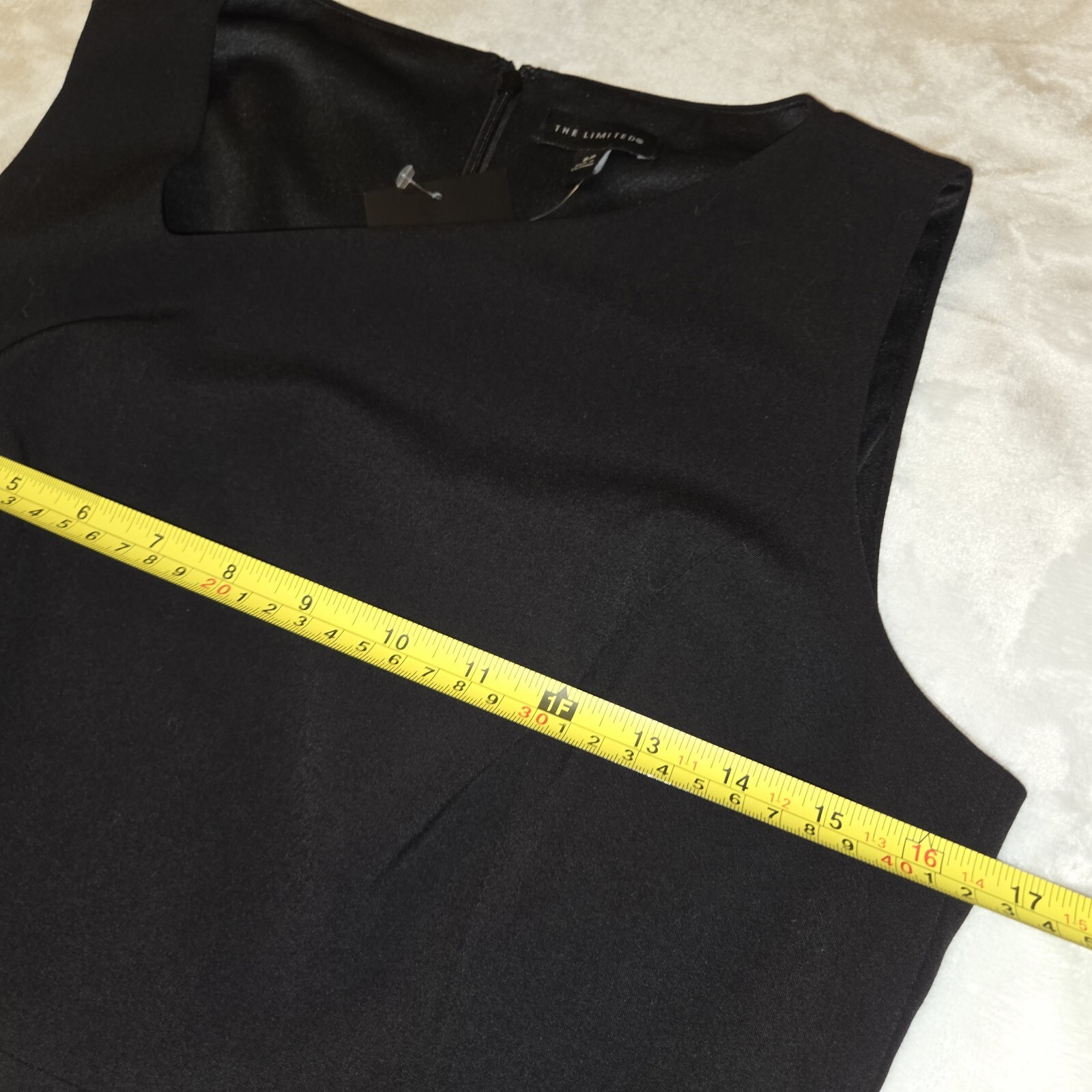 The Limited Black Sleevless Pleated Back Slit Dress 6P
