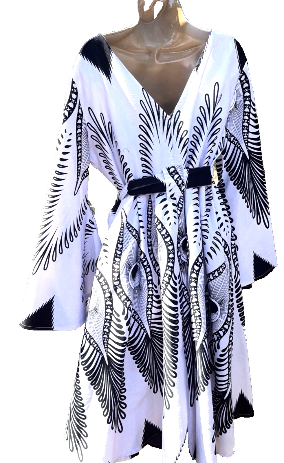 Step In Style Black & White Abstract Peacock Wrap Dress M NEW
