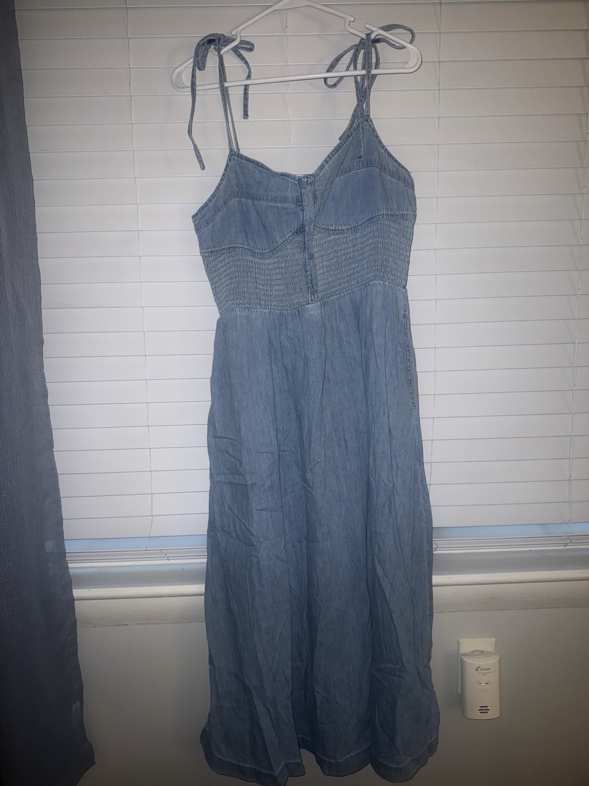 Gap 100% Cotton Chambray Denim Smocked Bodice Midi Dress Size L
