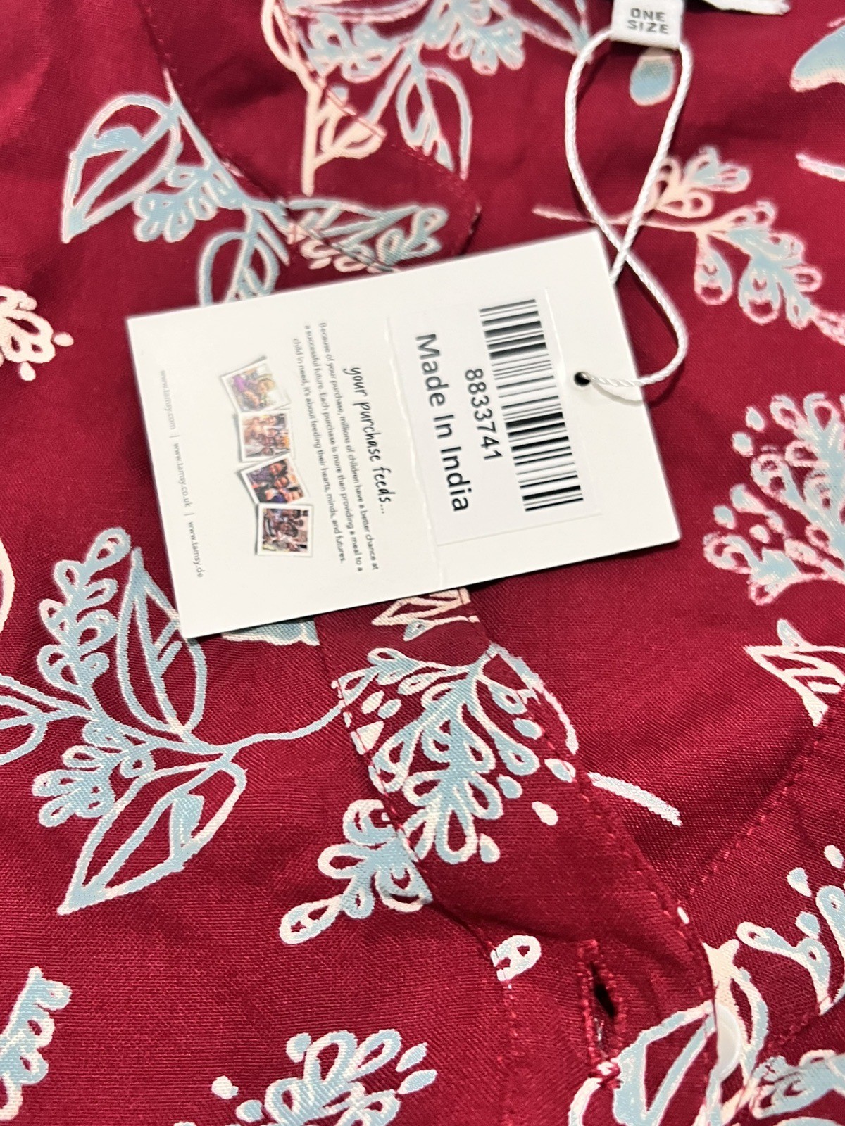 TAMSY NWT Red Boho Flower Pattern One Size Machine Washable Light Weight
