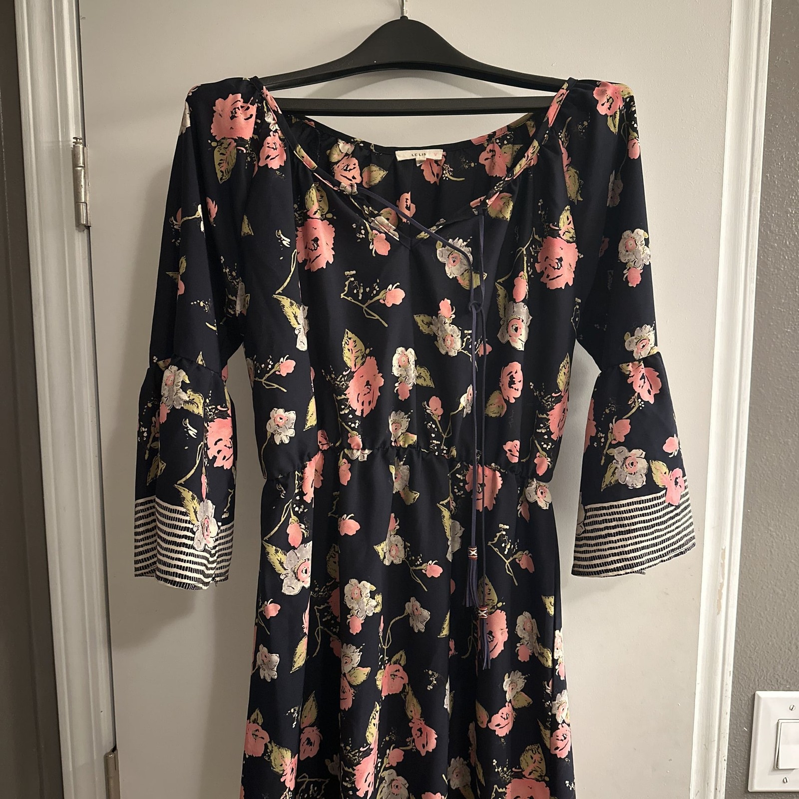 Le Lis Womens Eldon Dress Medium Dark Blue Pink Floral Stripes Bell Sleeves