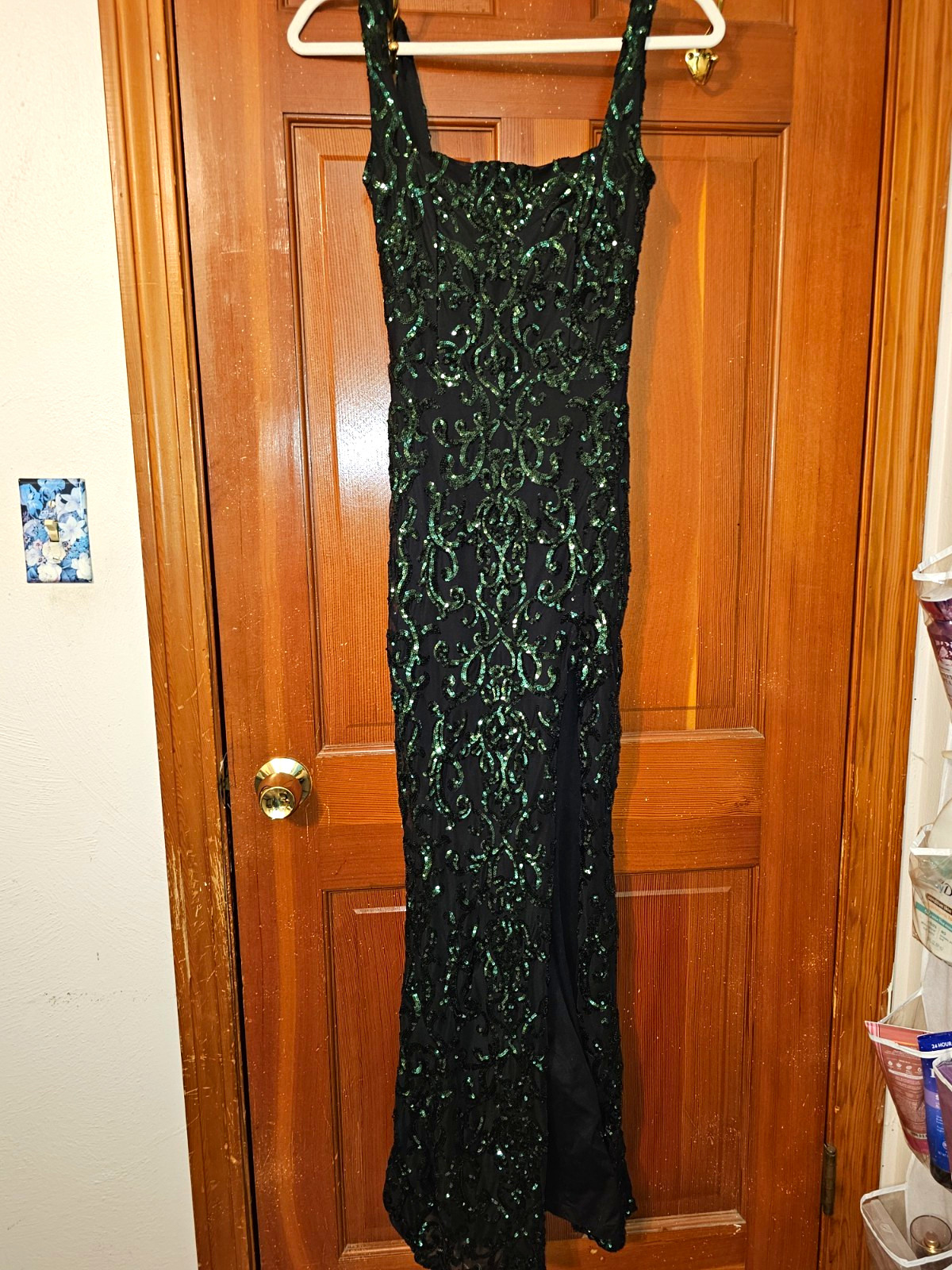 Windsor Black/Green Sequin Mesh Scoop Neck Spaghetti Strap Zip Maxi Dress XS