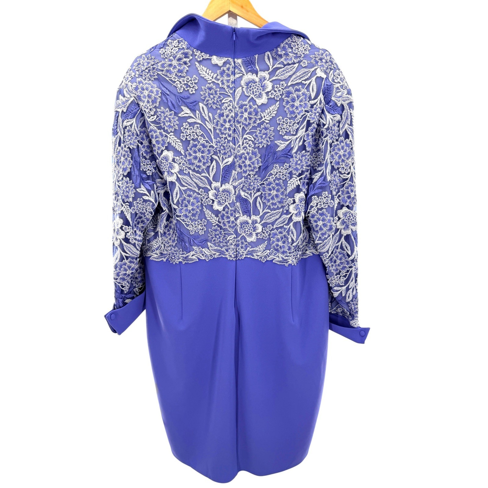 Tadashi Shoji Hutton Collar Lilac Floral Embroidered Lace Dress 22Q BOS22896MQ