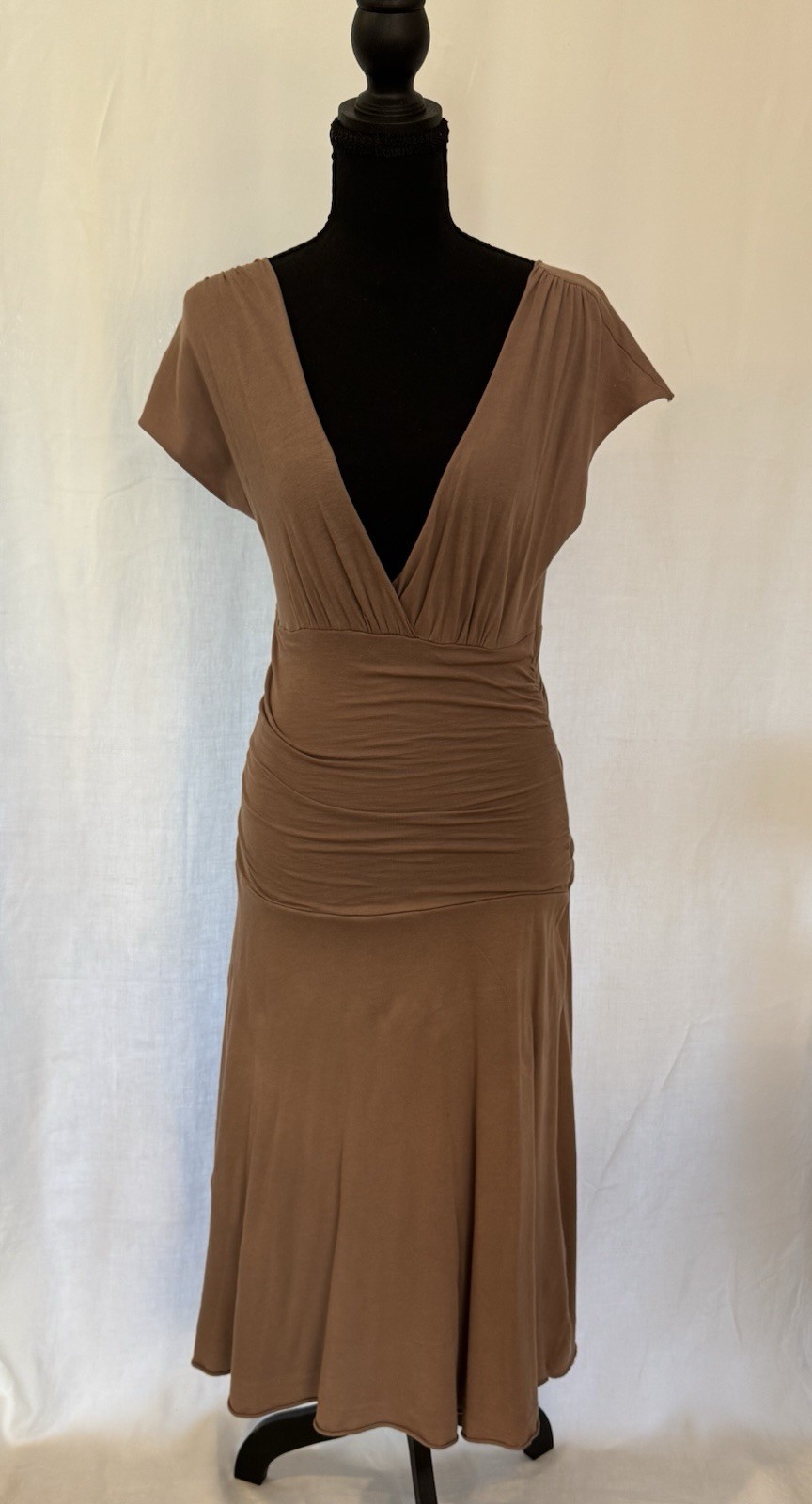 Velvet by Graham and Spencer Tan/Brown/Grey Ruched Front Knit Slimming Dress L