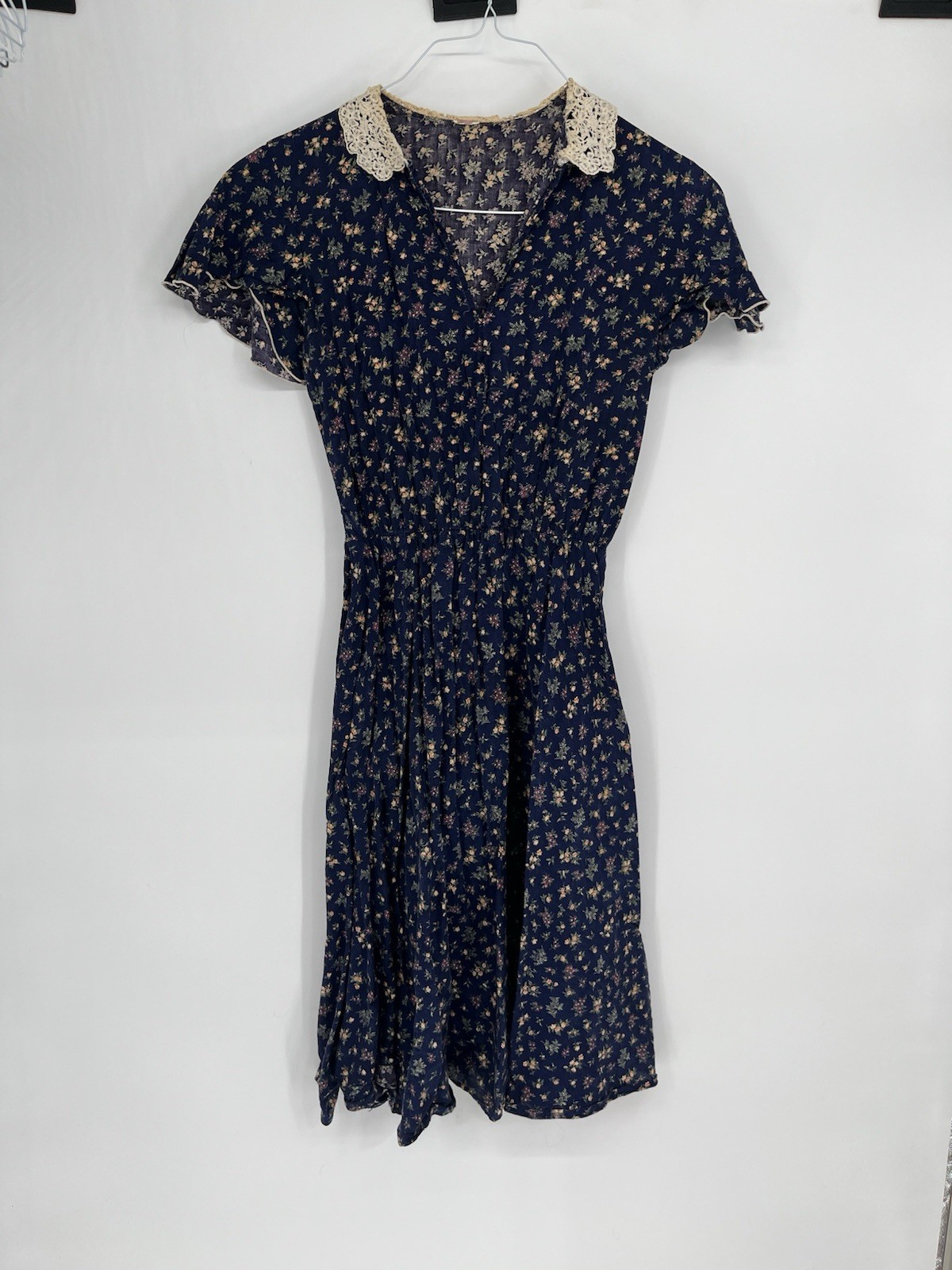 Vintage Floral Midi Dress Flutter Sleeve Lace Collar Elastic Waist No Size/belt