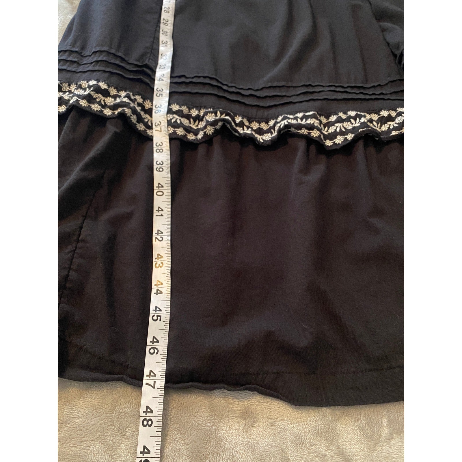 Old Navy Dress Sz M Black Ruffle Tiered Embroidered Pockets Midi Boho Coastal