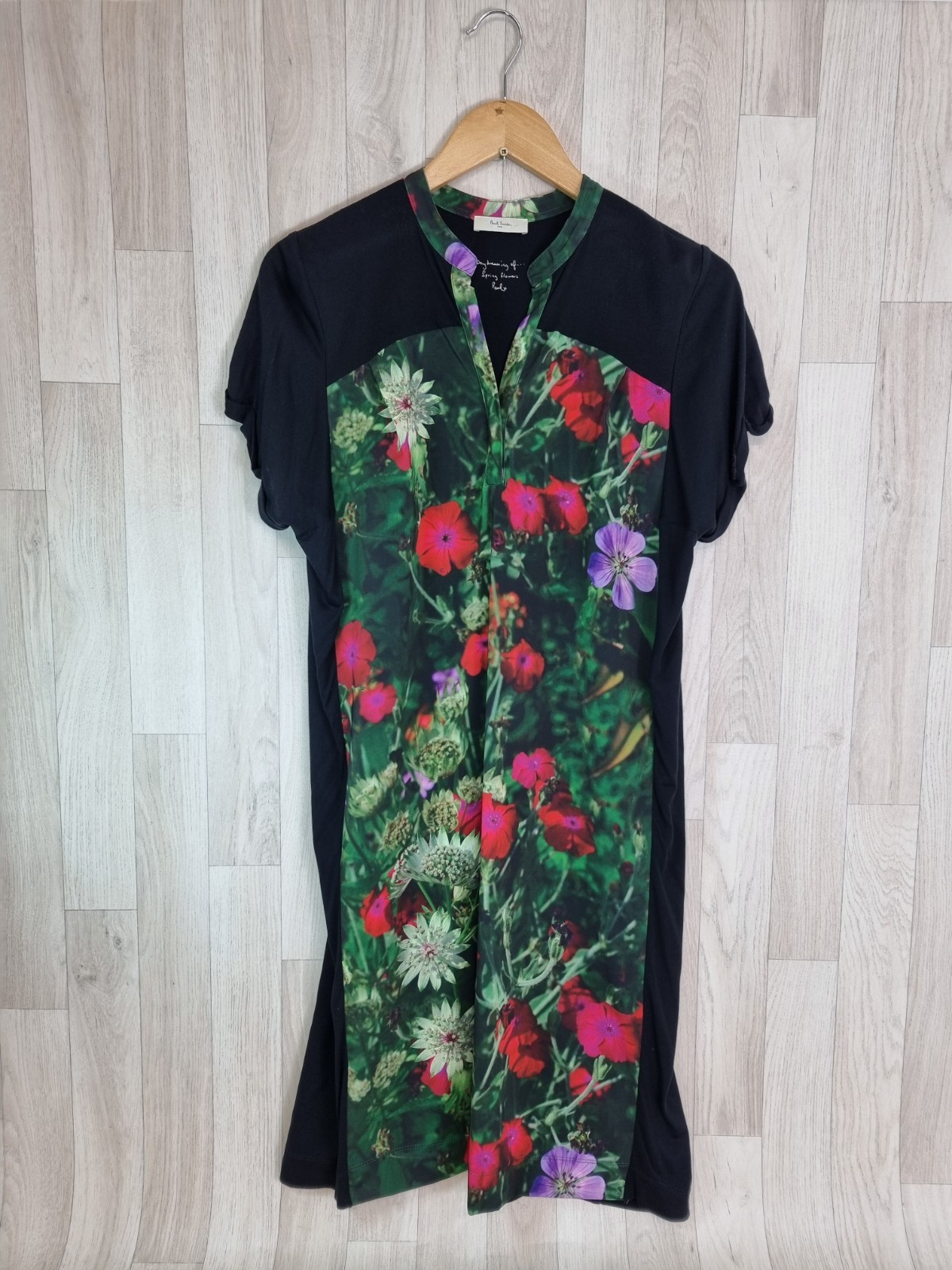 Paul Smith Black T-shirt Dress Medium – Bold Digital Floral Print Spring Flowers