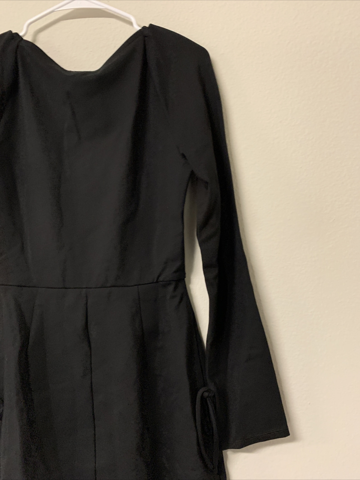 Miami for Francesca’s Black Long Flare Sleeve Mid Short Dress WOMENS SIZE MEDIUM