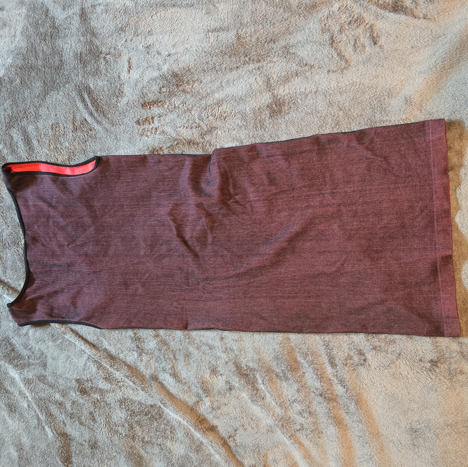bebe bodycon red cocktail dress tank stretch 2 tone silhouette scoop