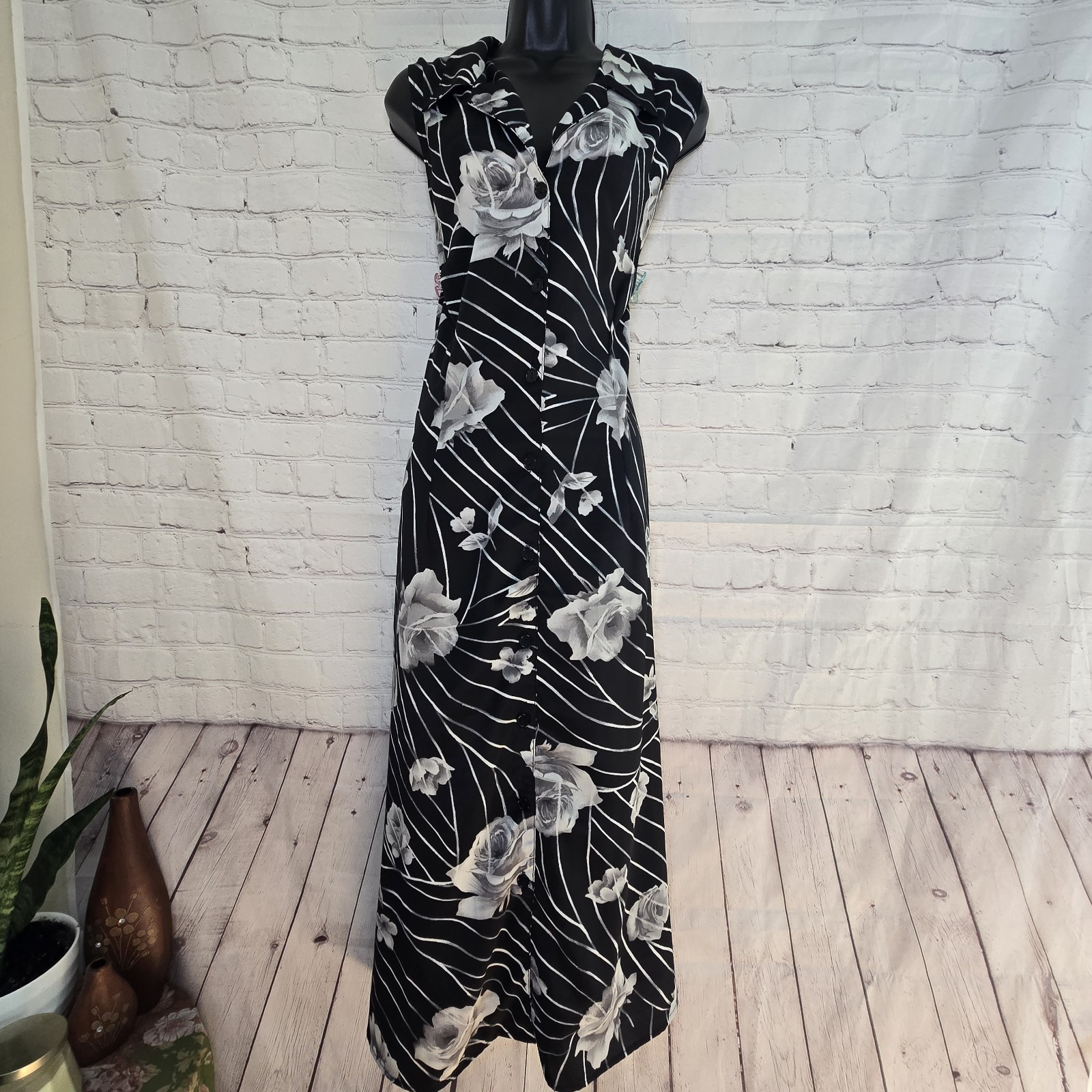American vtg 90s gothic floral button front collared tie back Grunge Maxi Dress