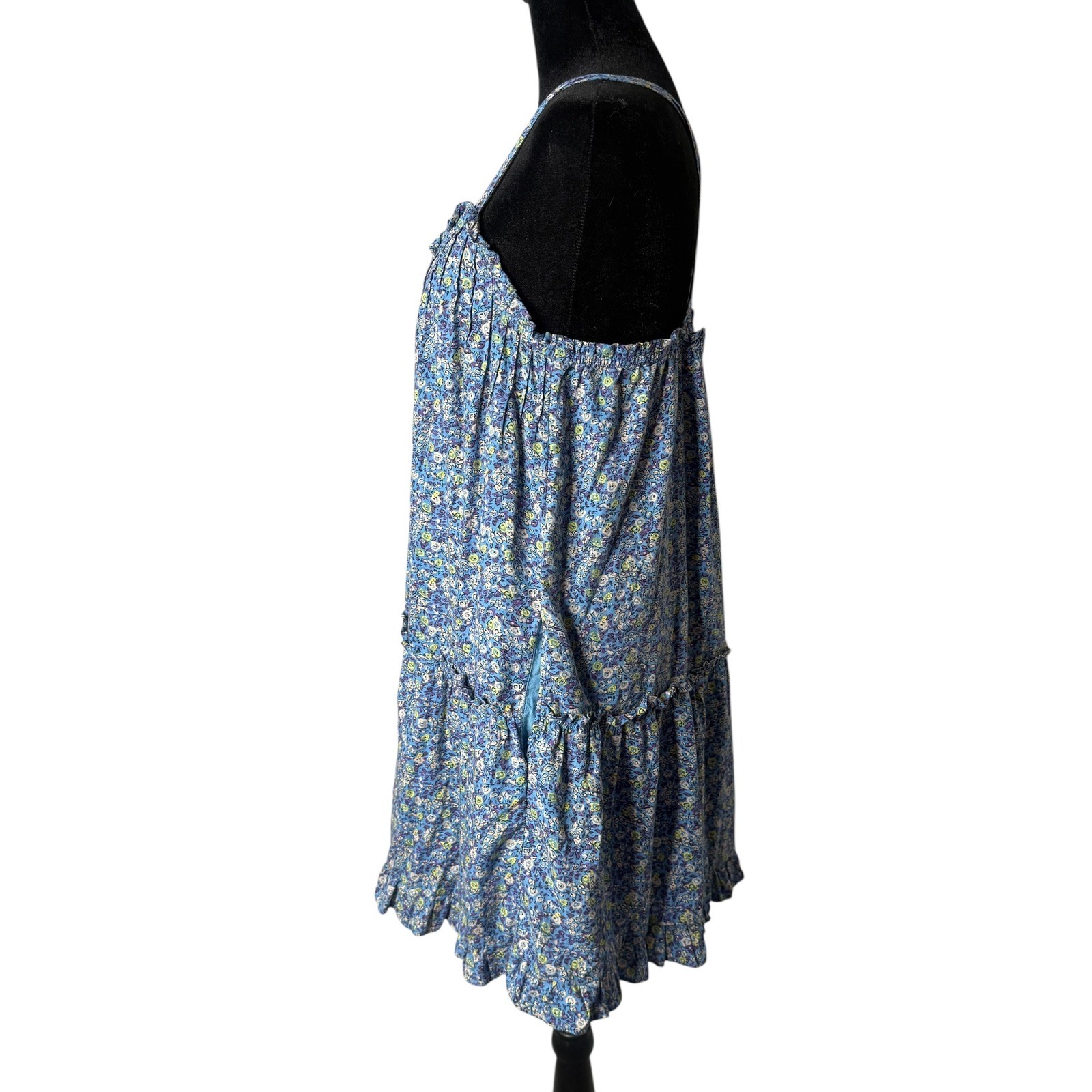 Universal Thread Tiered Mini Dress Size S Ditsy Floral Print Pockets Blue Ruffle