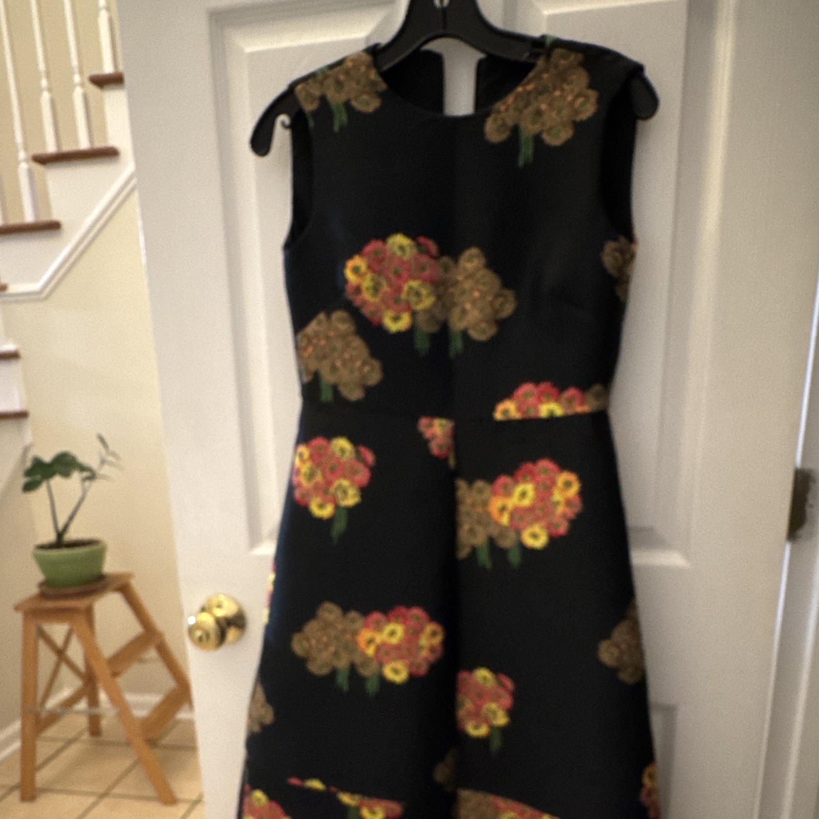 Valentino Black Sleeveless Floral Fit & Flare Knee Length Dress 38 Zip
