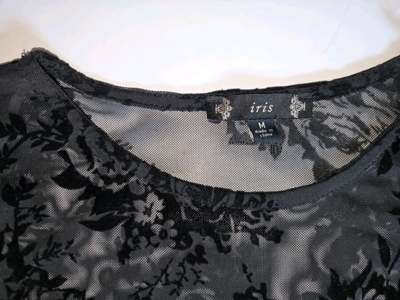 NWT IRIS Sheer Black Lace Overlay Dress Womens Medium Long Sleeves